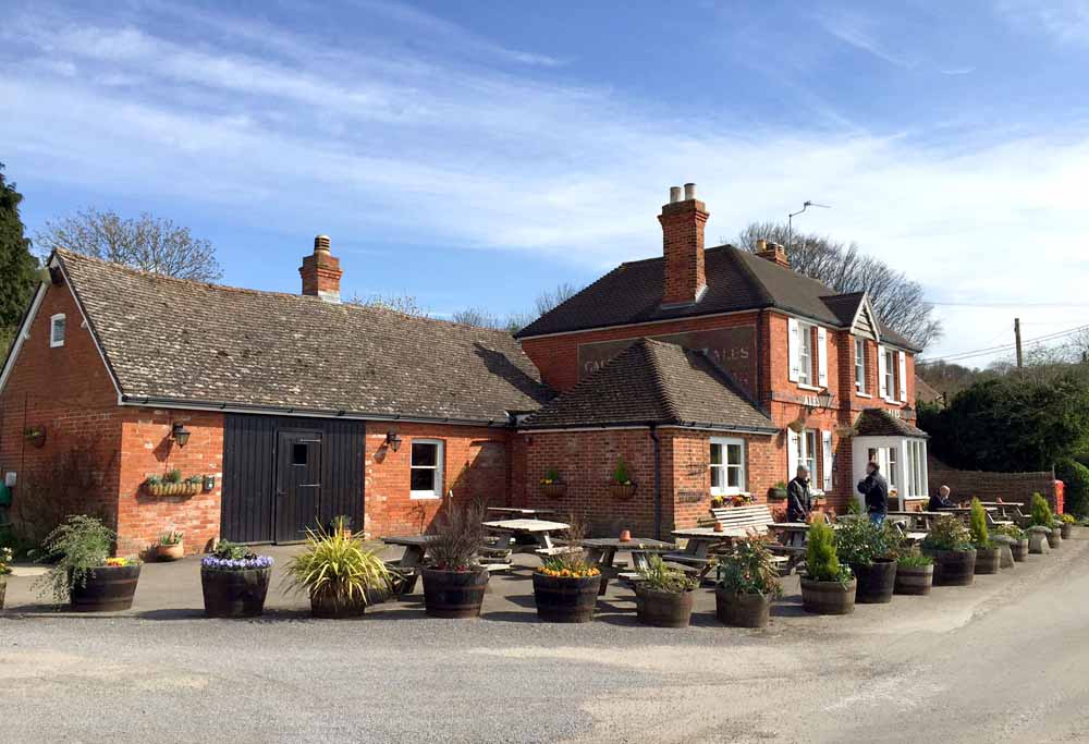 Substantial pub in the South Downs sold