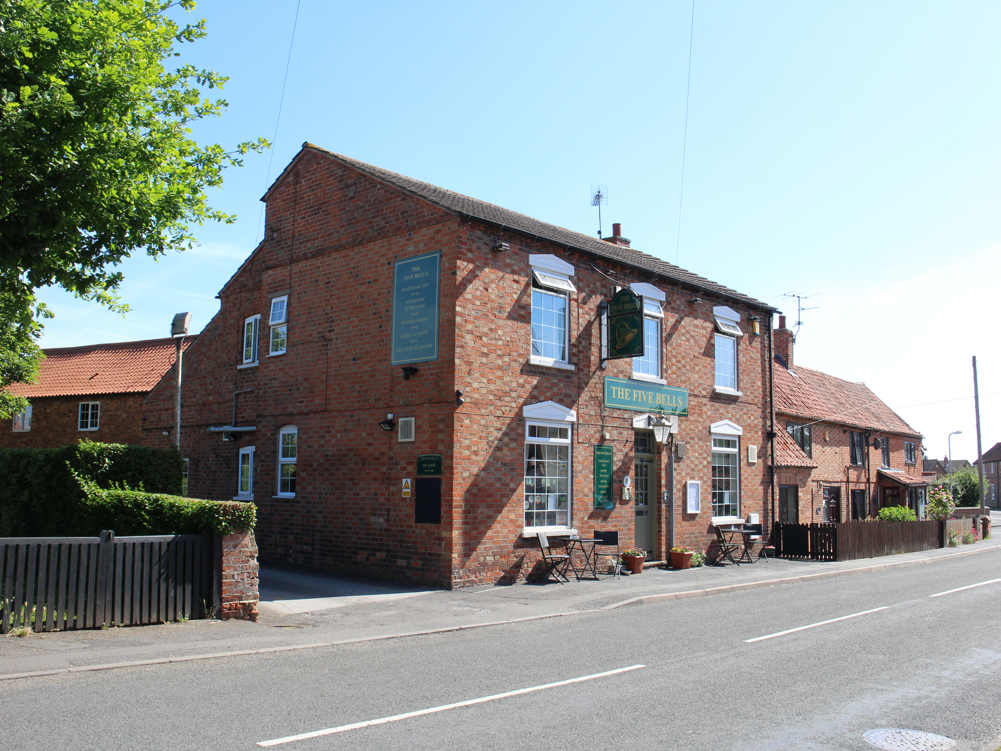 Lincolnshire village pub close to A1 sold