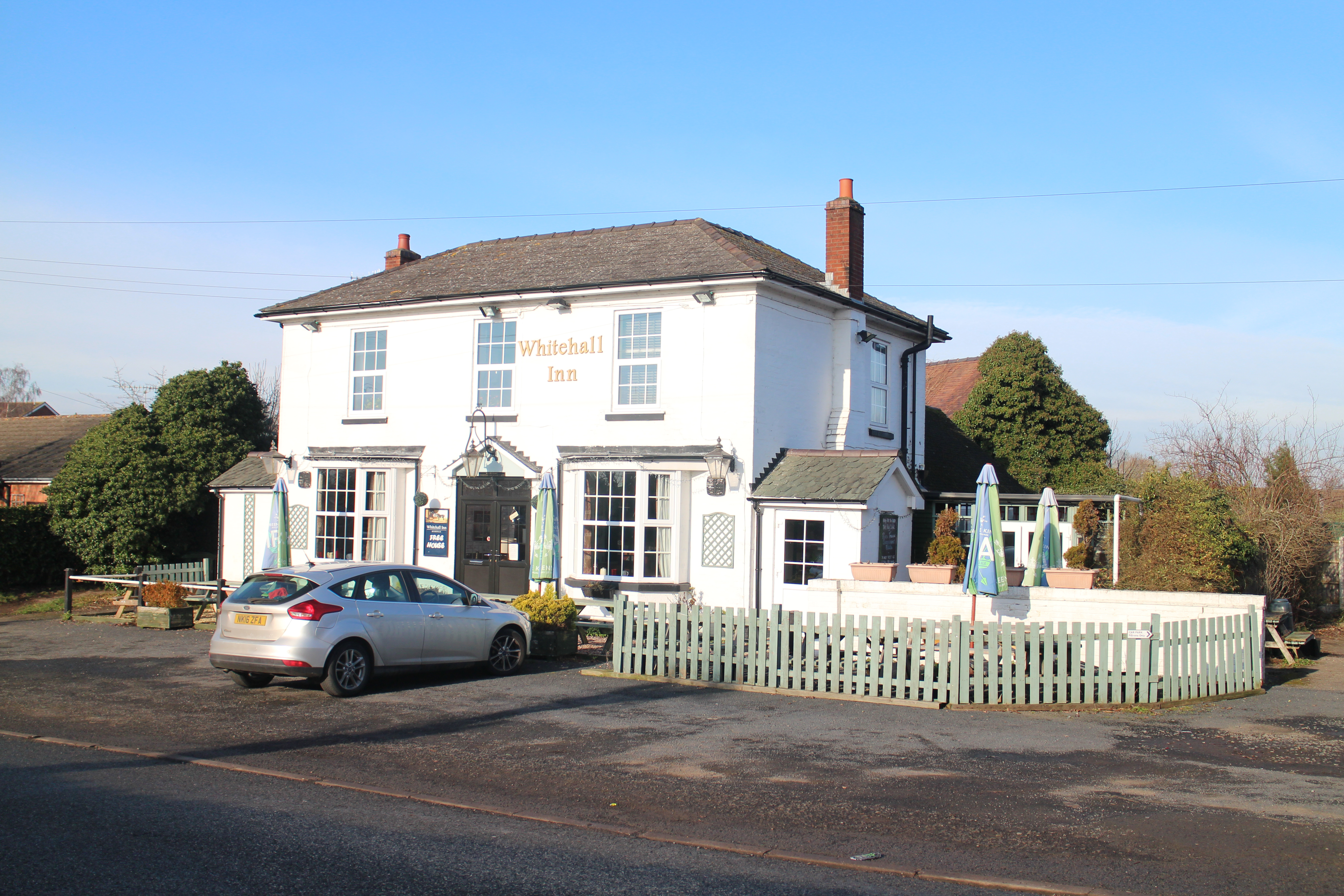 Elegant Worcester freehold pub sold
