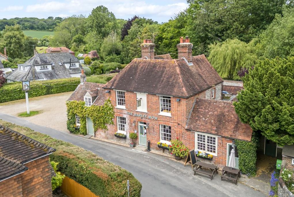 South Downs village pub let on new free-of-tie lease