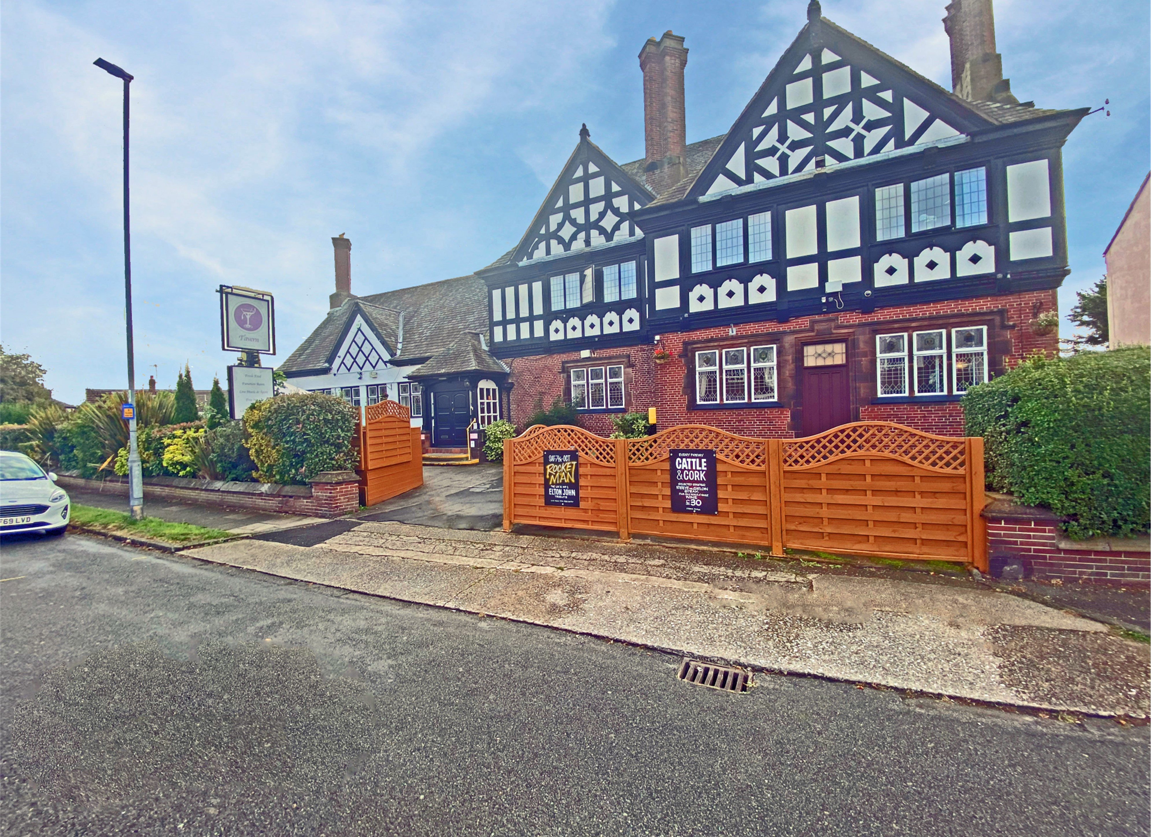 Widnes public house and restaurant with strong net profits