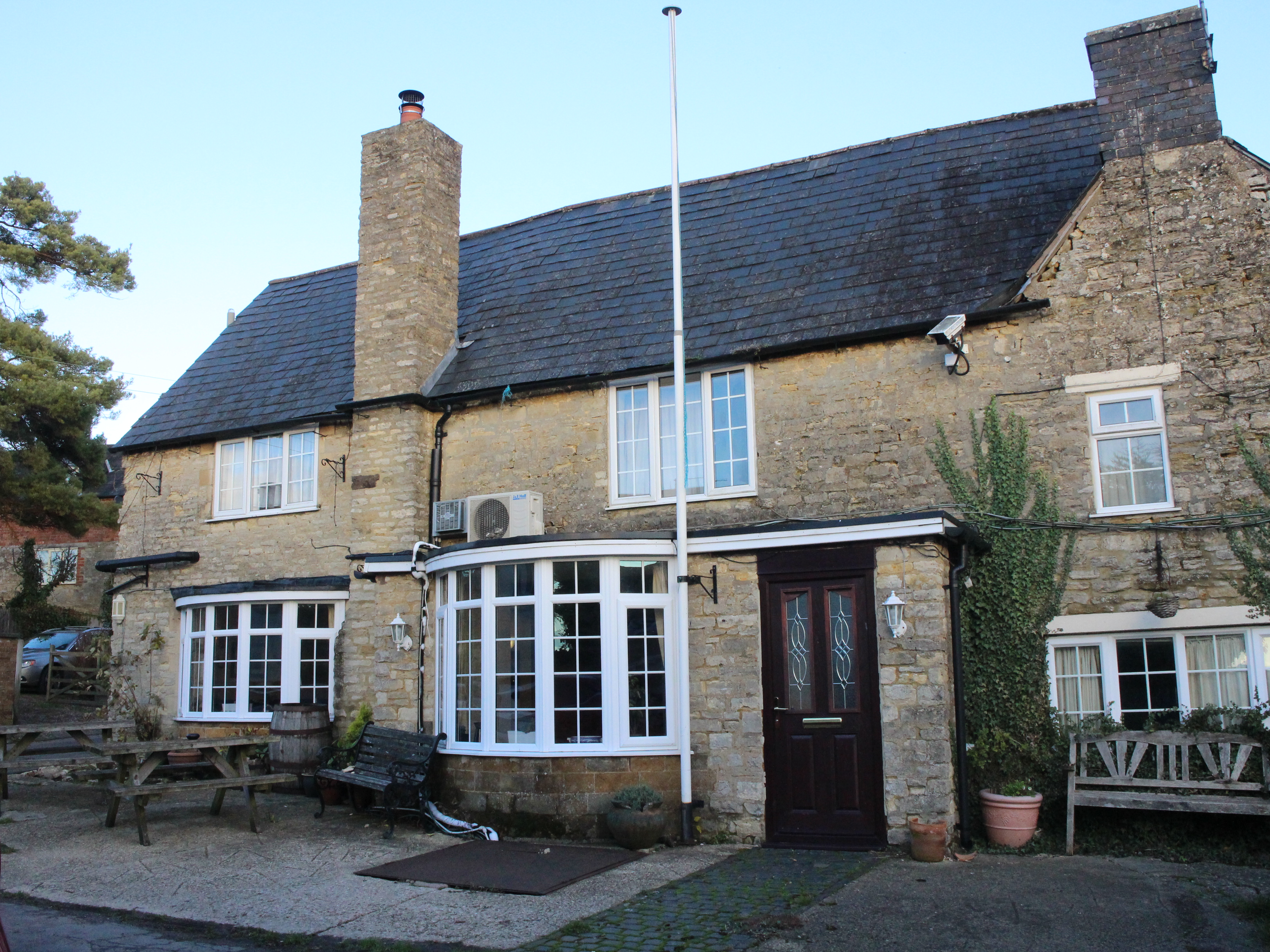 Pub near Brackley let by Sidney Phillips