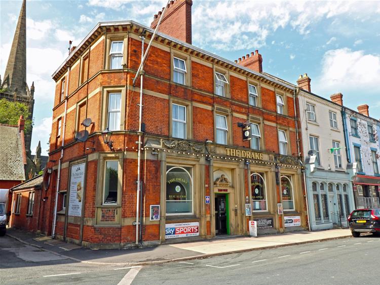 Town centre pub with 10 en-suite letting rooms priced to sell