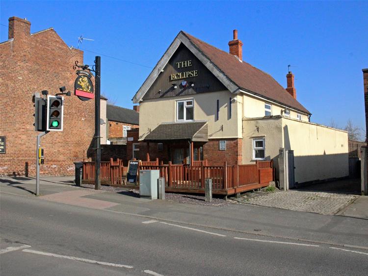 Traditional wet-led Derbyshire pub set to re-open