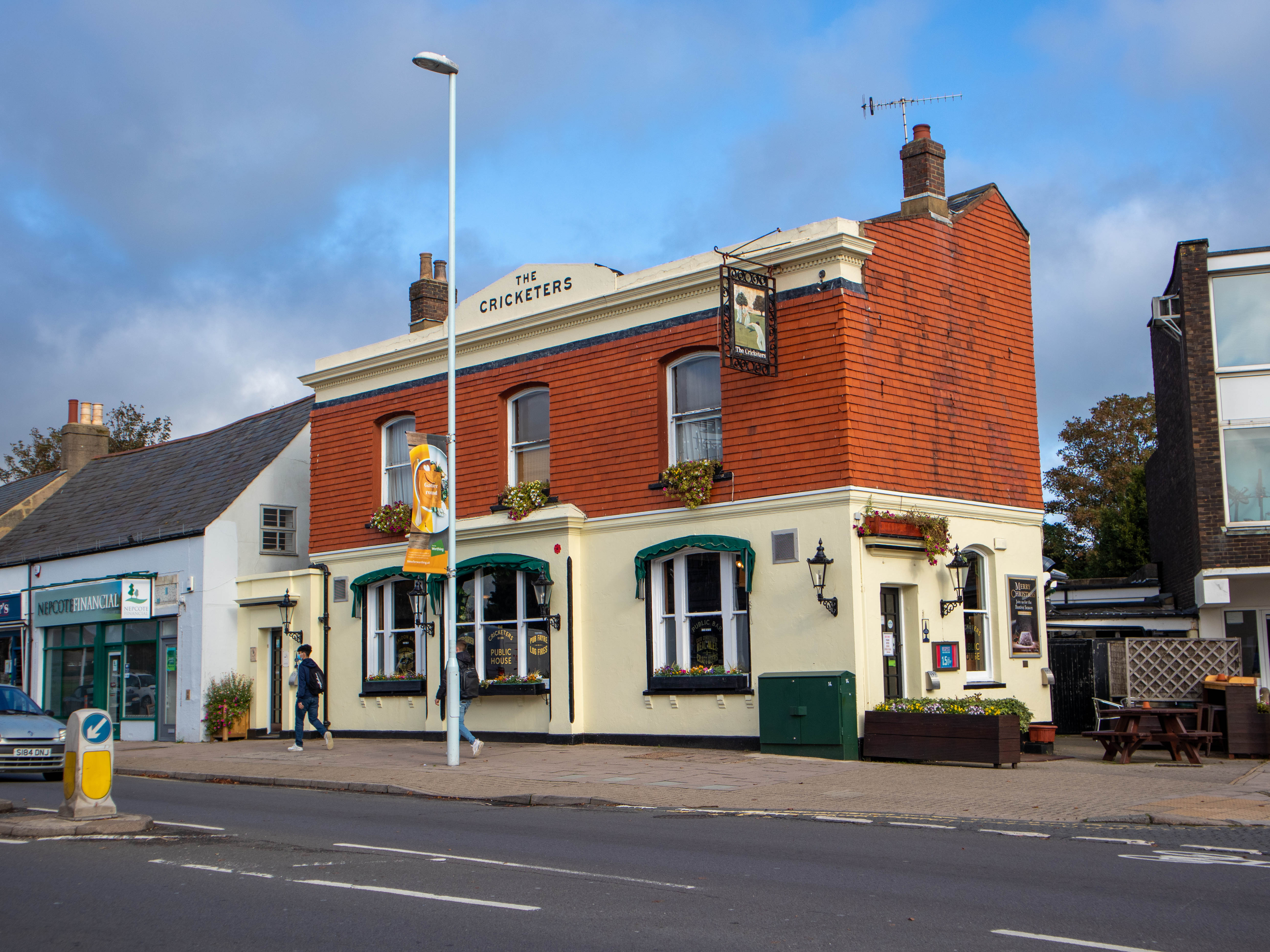 High profile Worthing pub sold by Sidney Phillips
