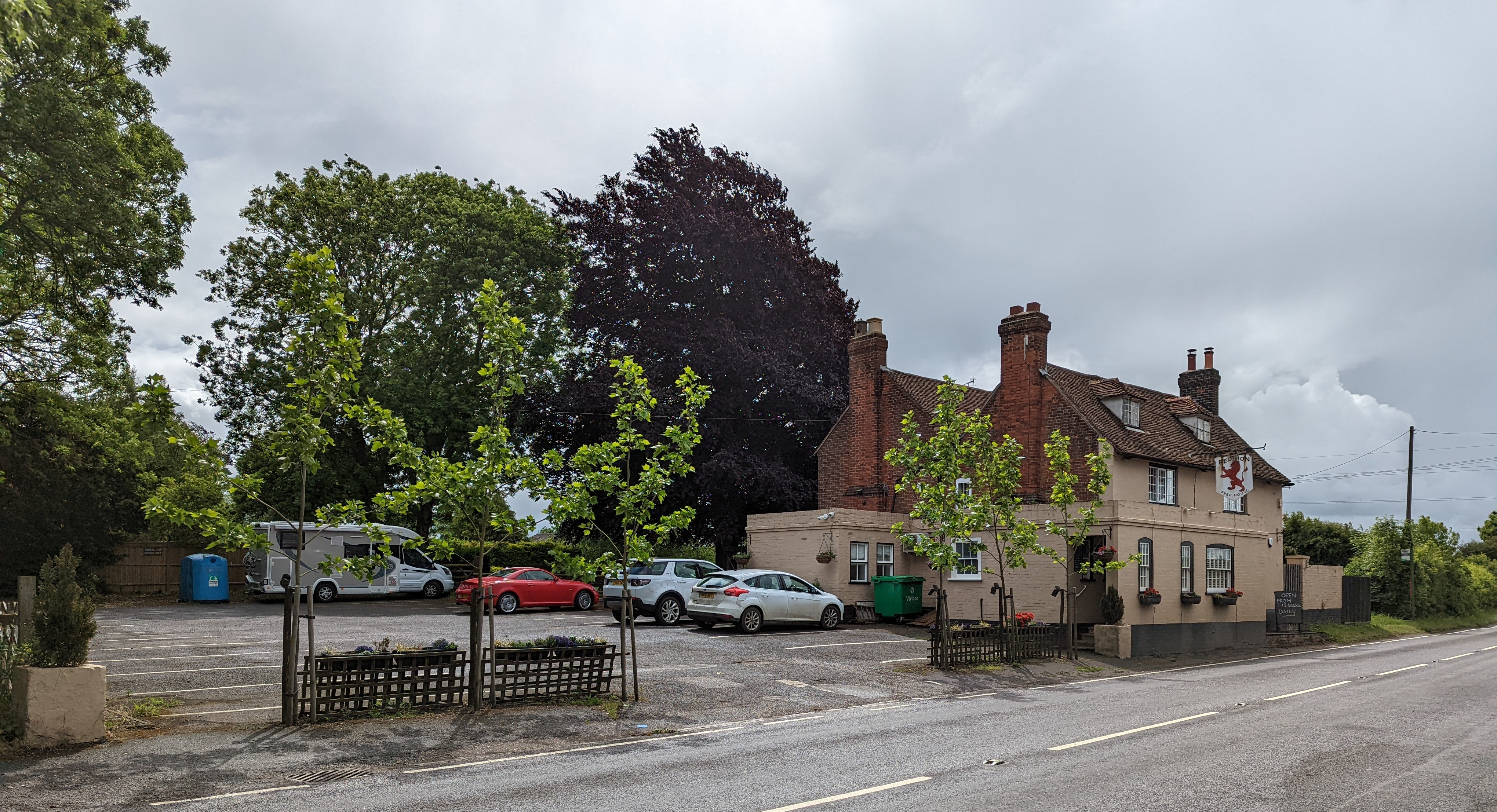 Profitable food-led pub for sale in Kent