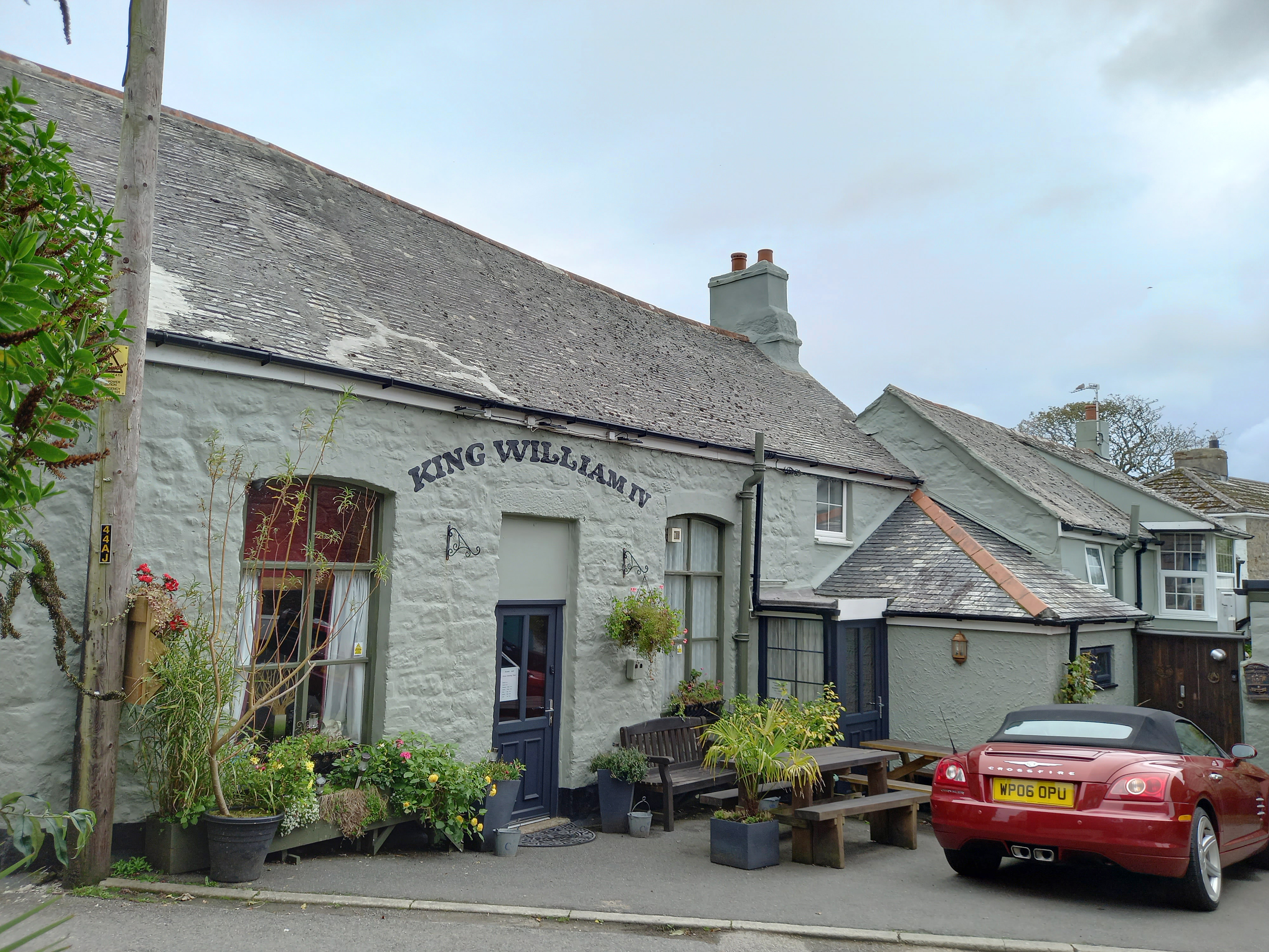 Cornwall freehouse with scope to add food for sale