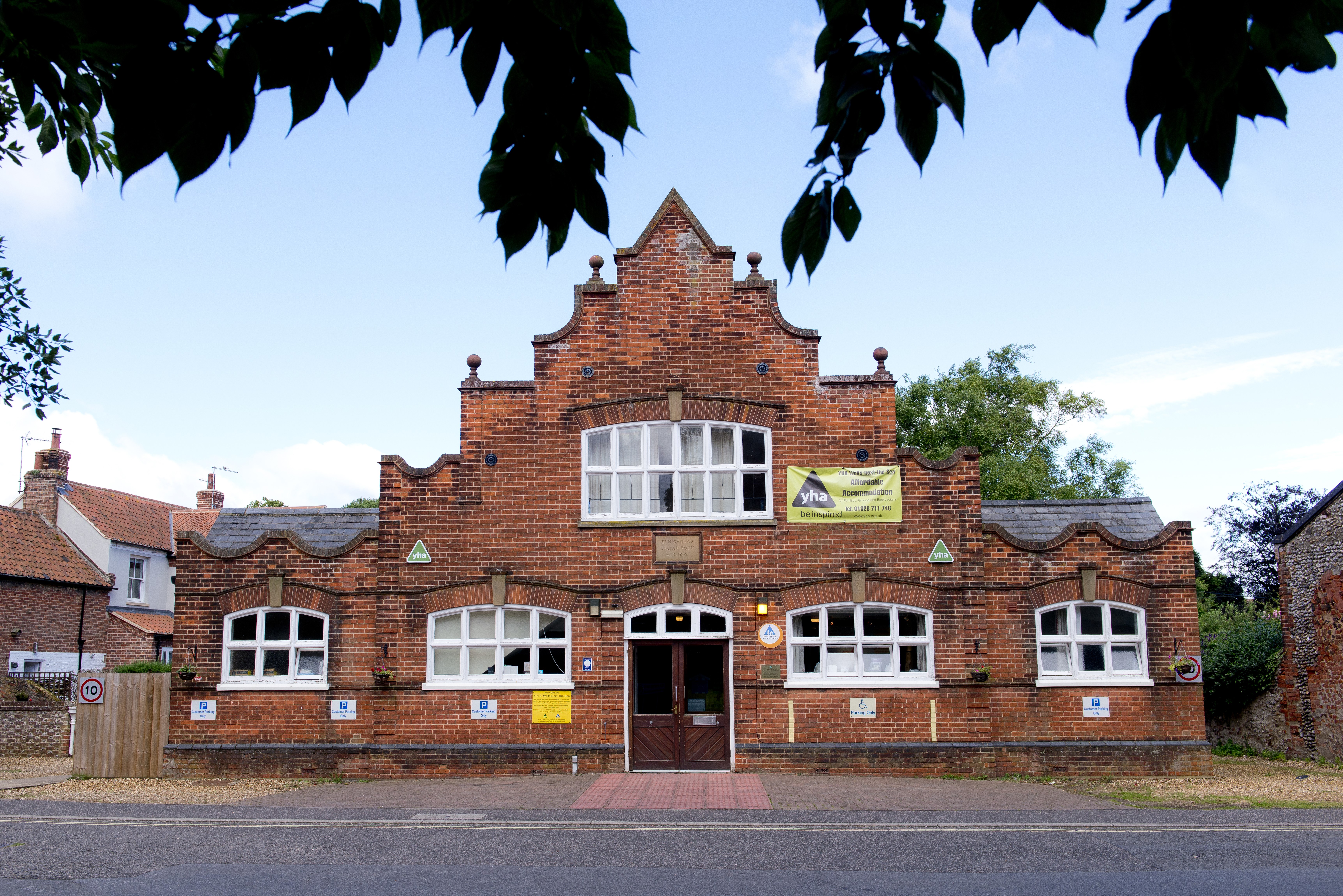 Sidney Phillips sell Wells-Next-The-Sea youth hostel