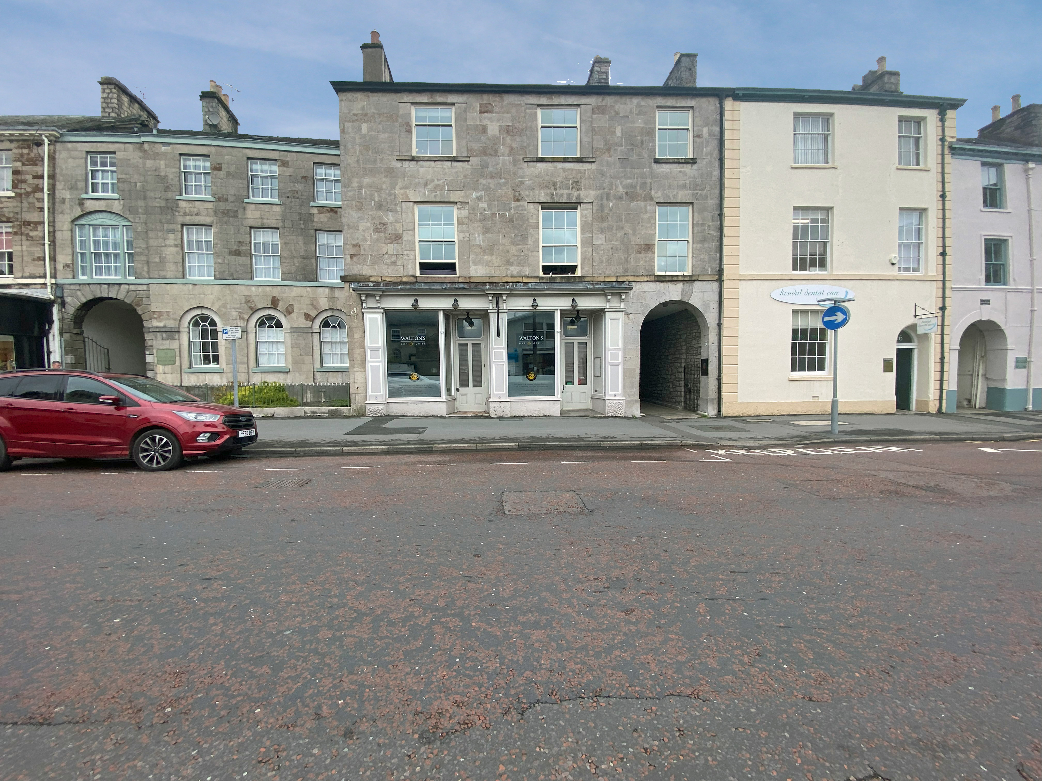 Restaurant in Cumbria tourist town let on a new lease