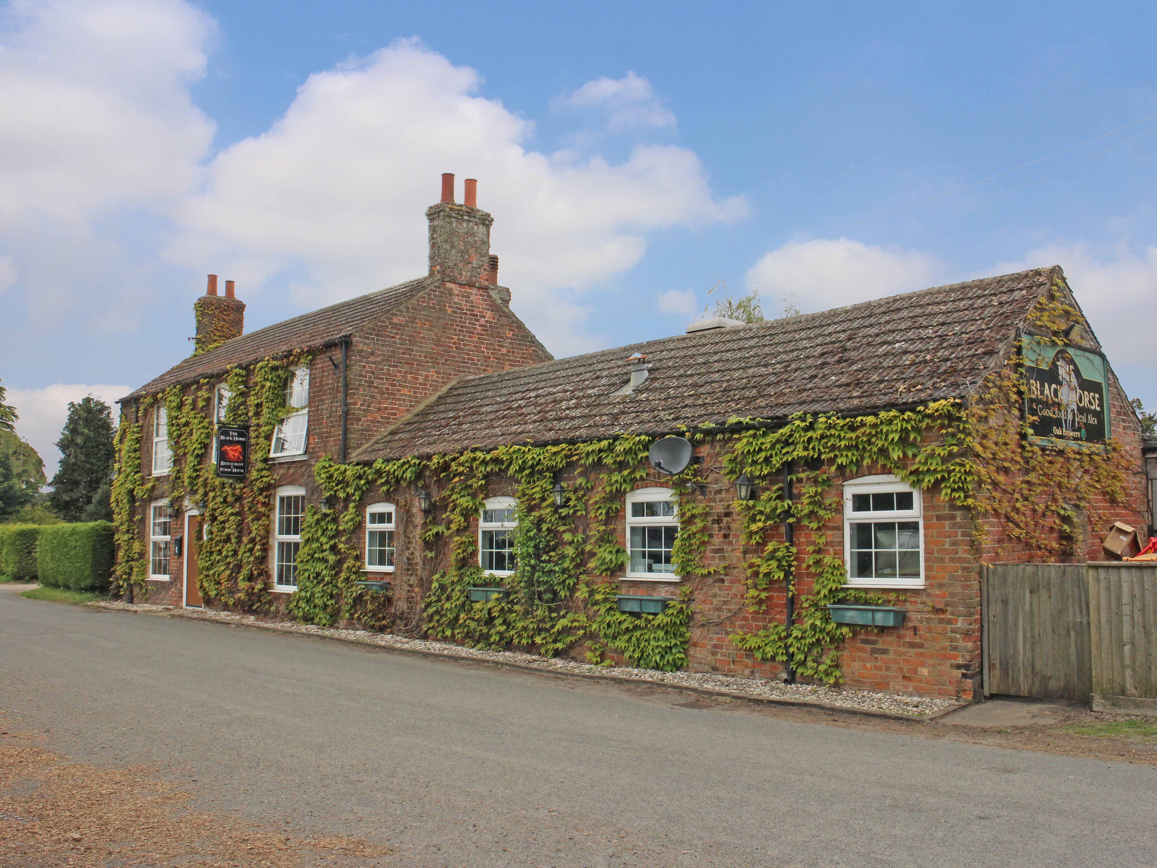 Pub for sale in South Lincolnshire sold by Sidney Phillips