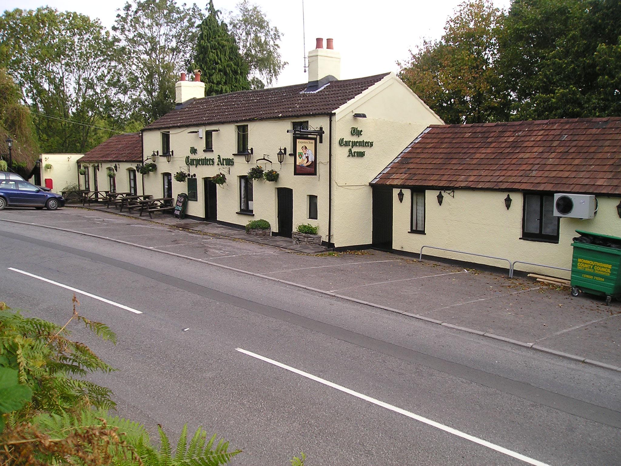 Character Monmouthshire pub for sale