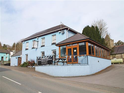 Teifi Valley inn let to local operator
