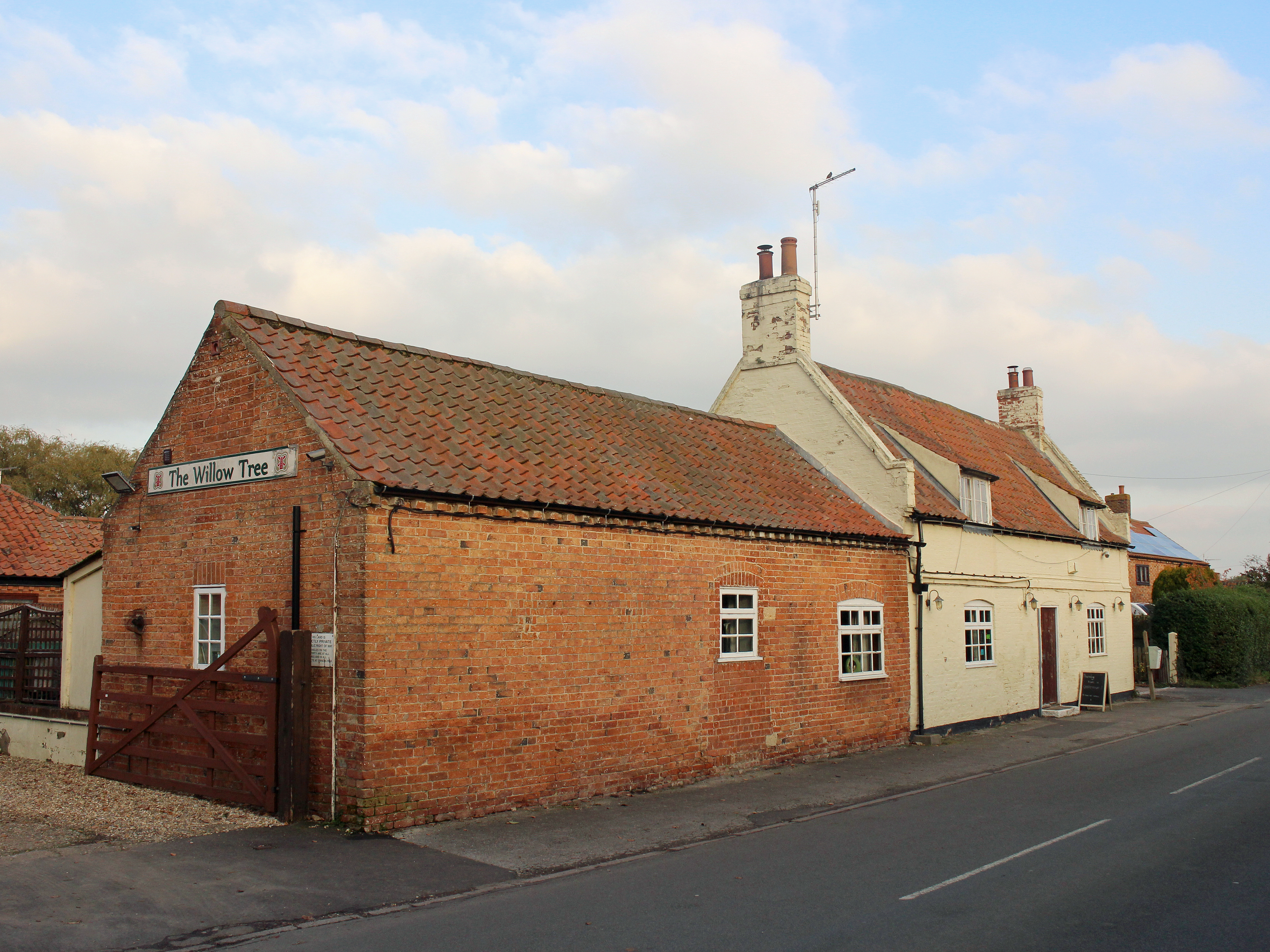 Nottinghamshire food-led pub close to Newark Golf Club sold