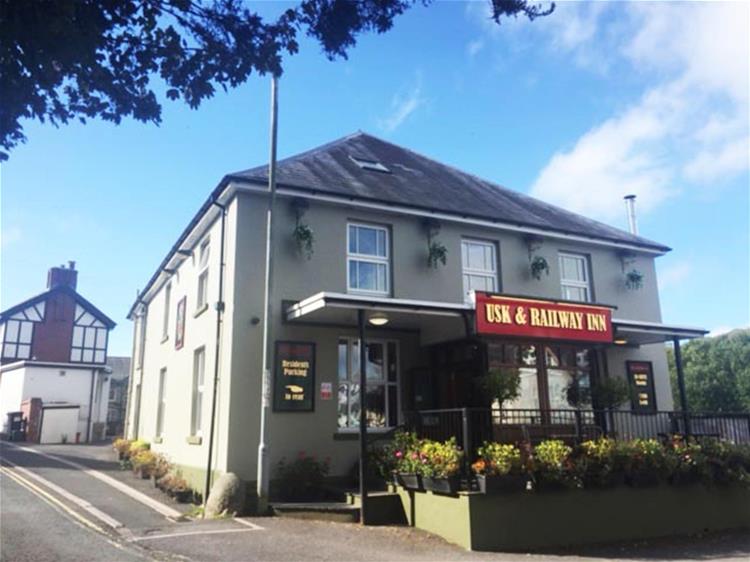 Freehold Mid-Wales pub sold