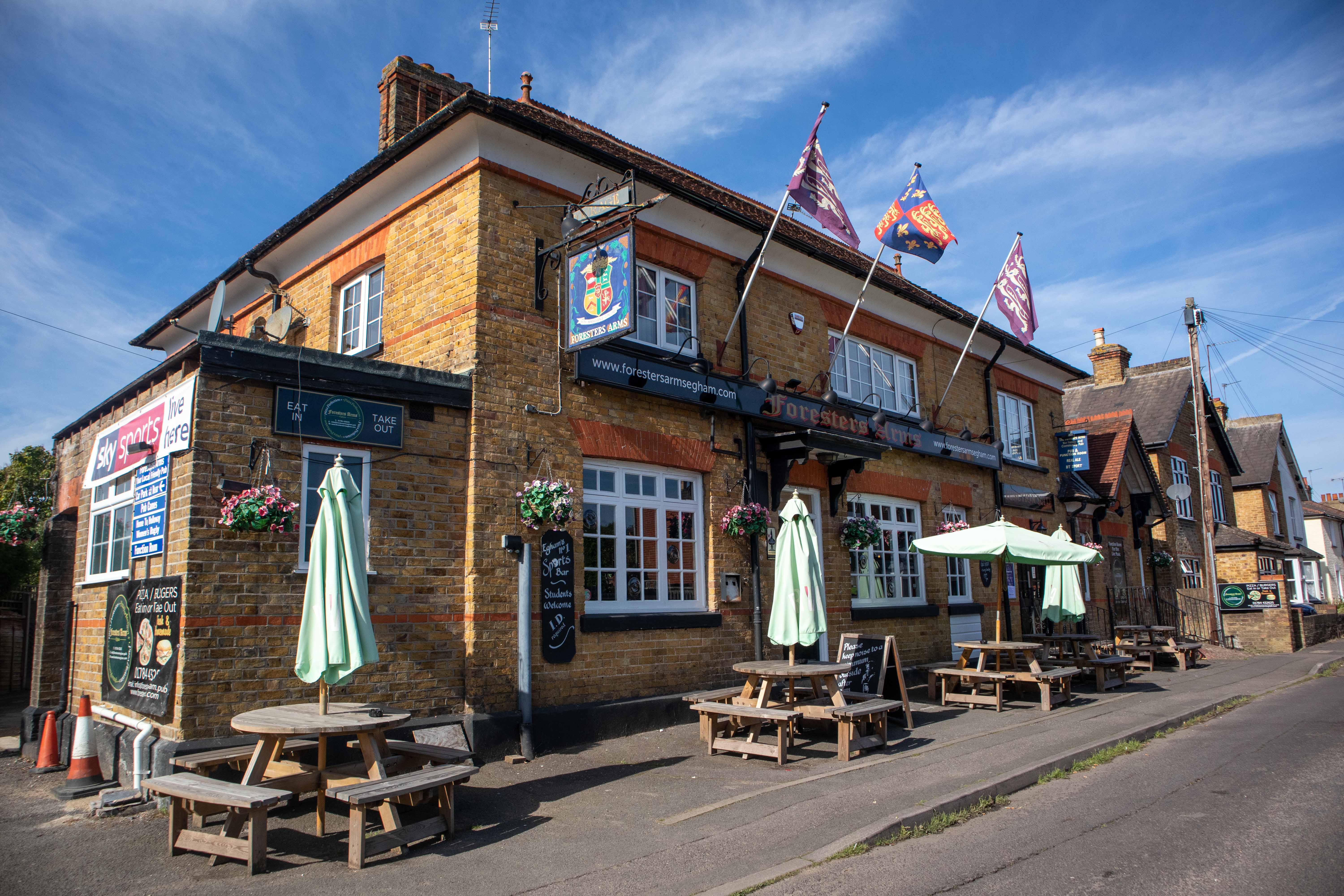 Wet-led Surrey pub for sale in Egham
