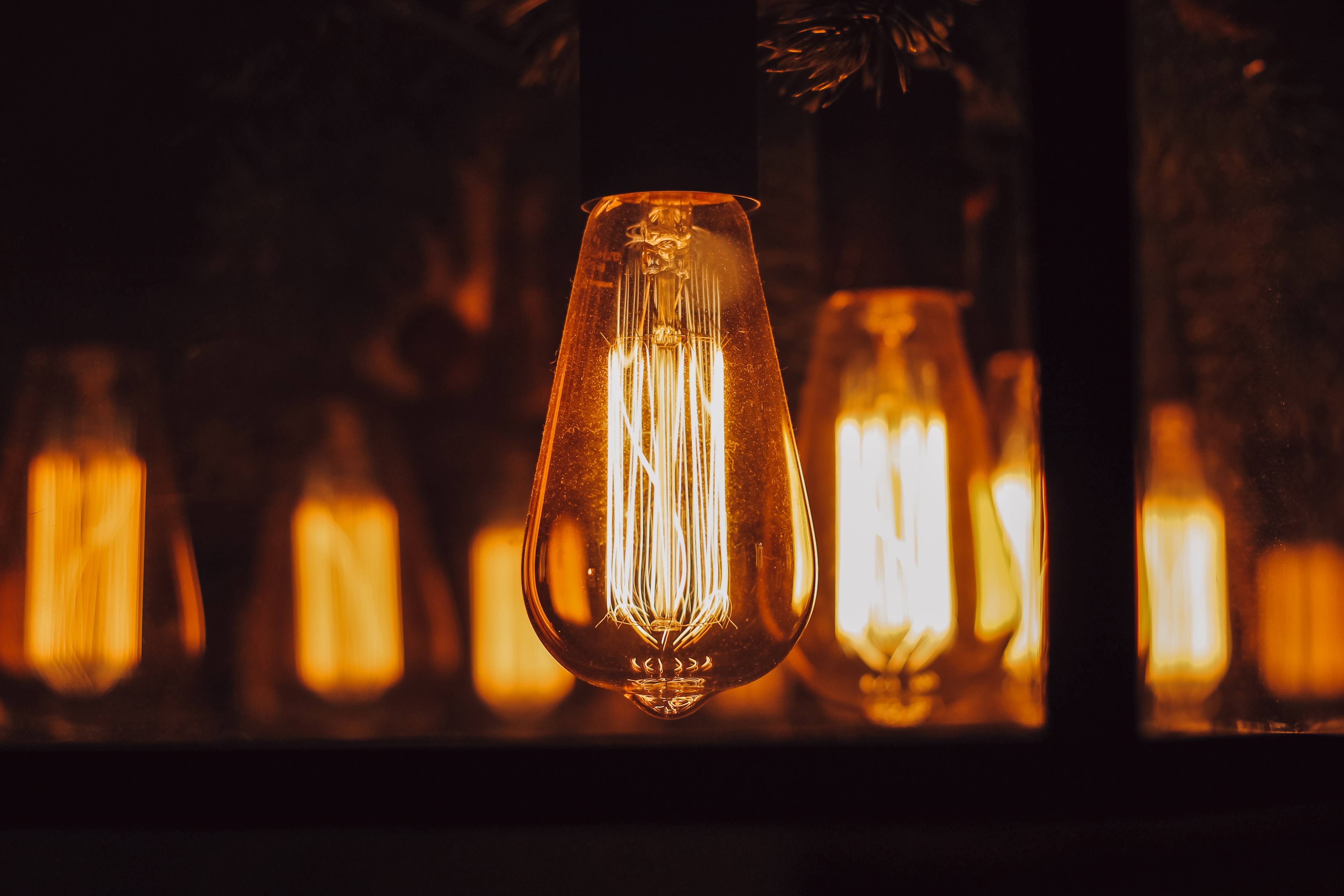 How have soaring energy prices affected pubs, hotels and restaurants?