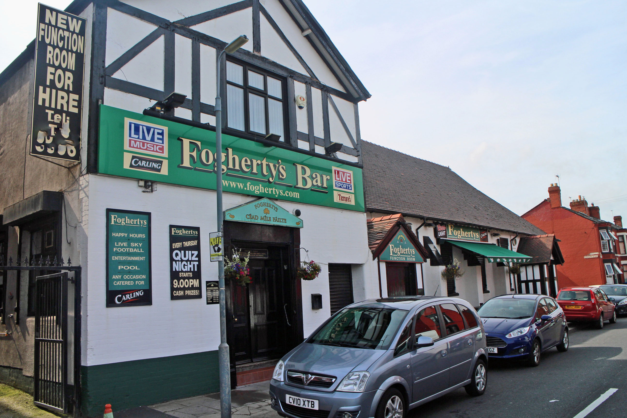 Merseyside bar and live music venue hits the market