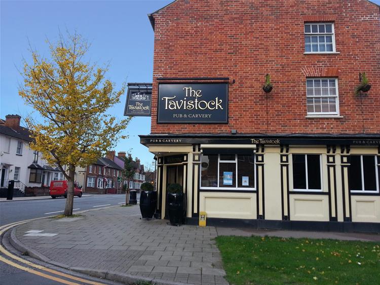 Extremely profitable Central Bedford pub & carvery
