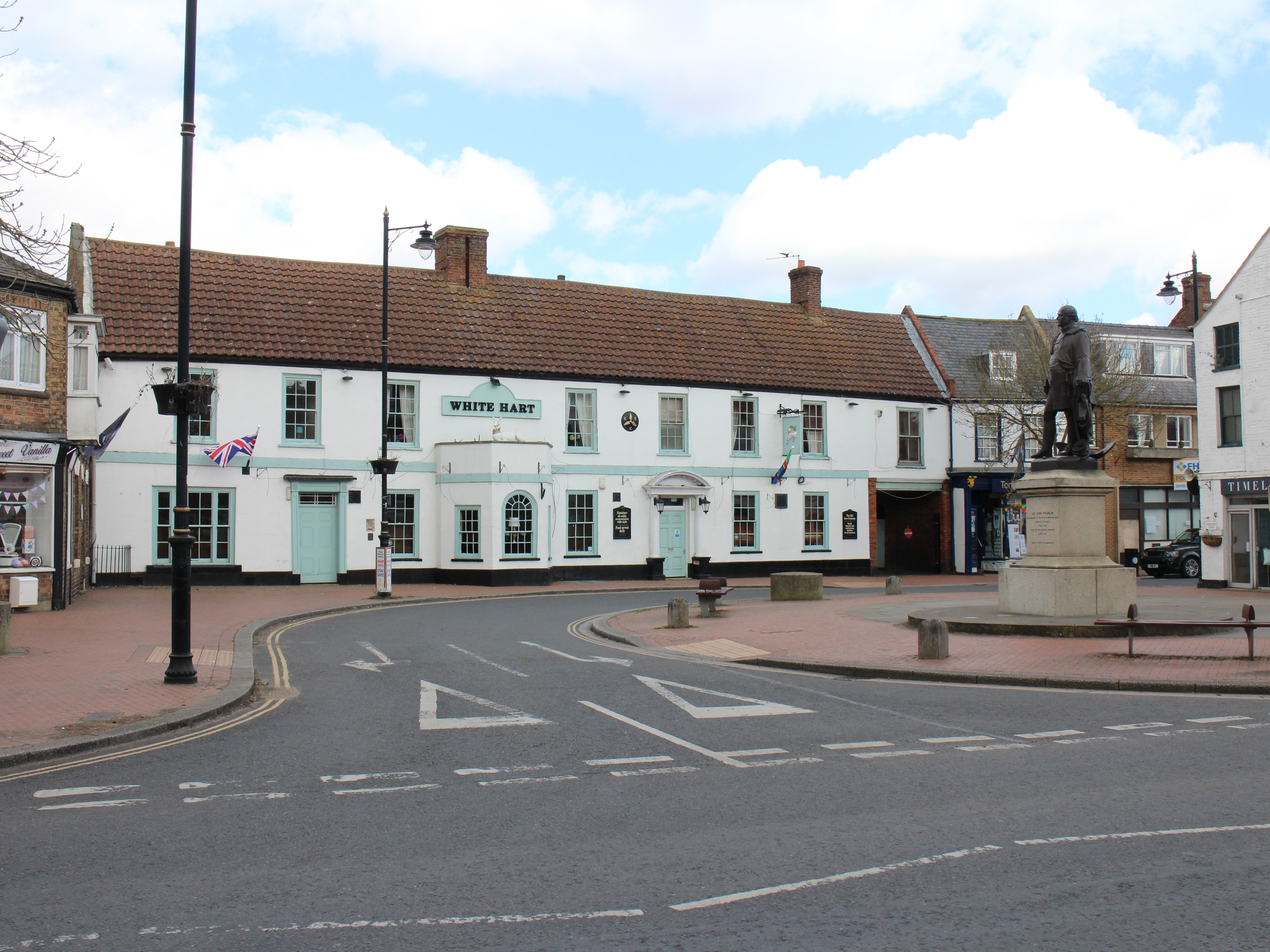 Historic Town Centre 15 Bedroom Hotel in Lincolnshire Available