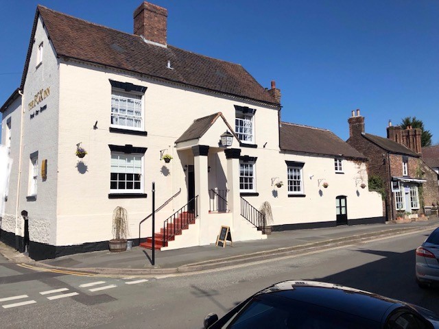 Refurbished market town inn now let