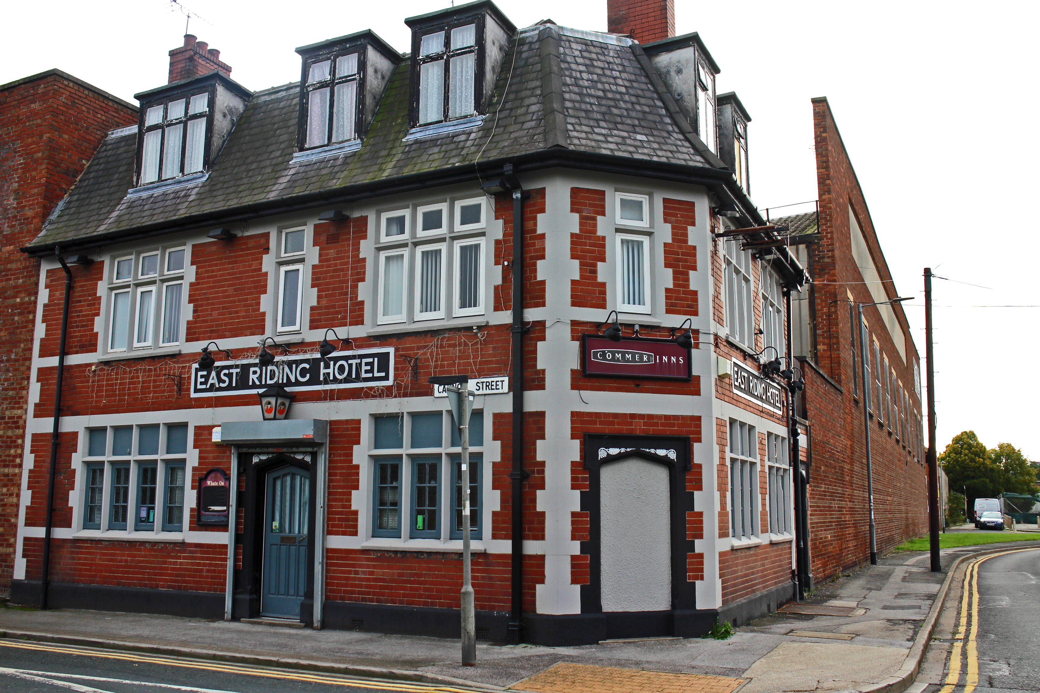 Hull pub on busy thoroughfare sold