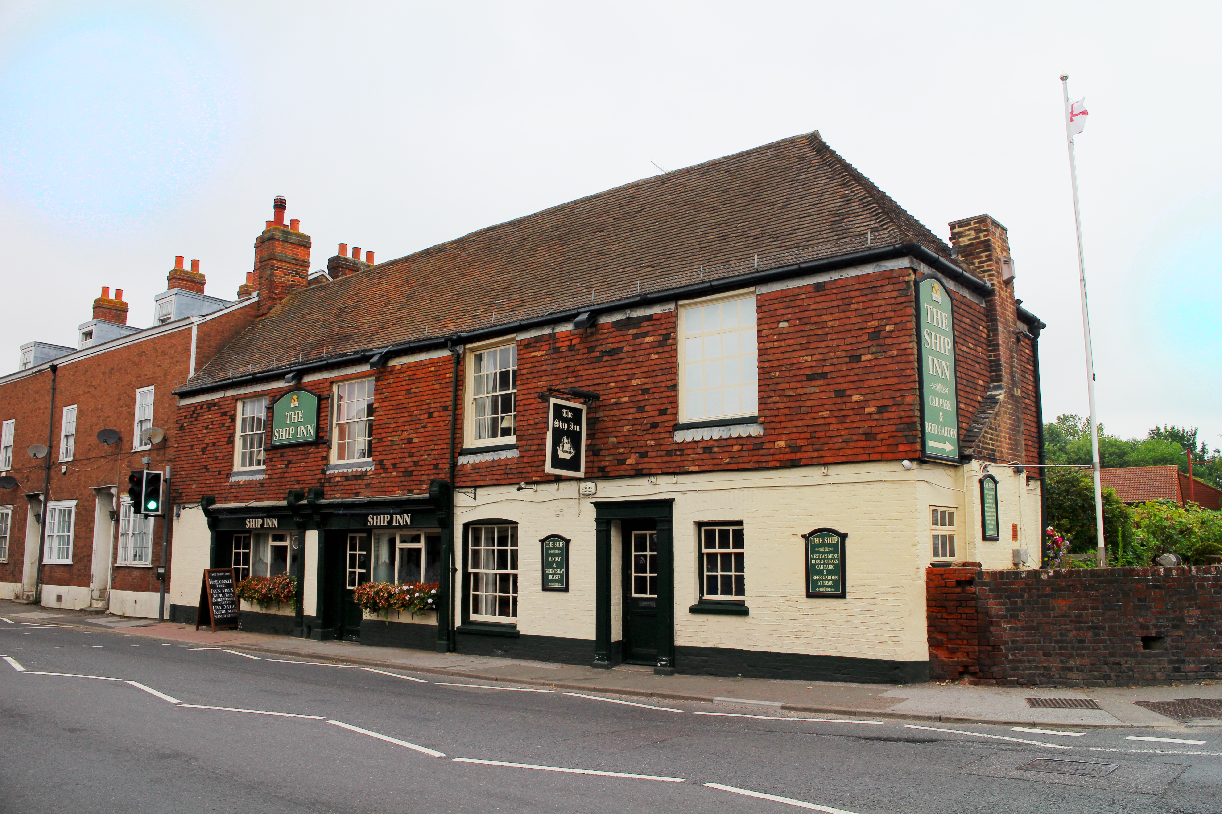 Grade II listed Kent pub sold by Sidney Phillips