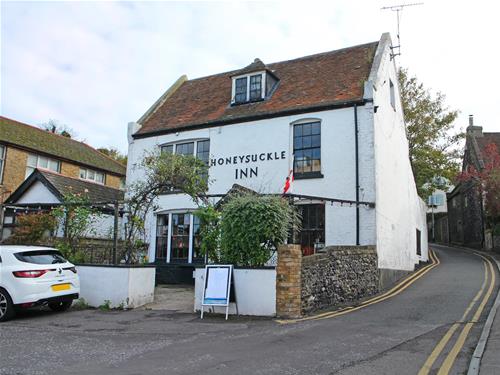 Longstanding Ramsgate pub sold by Sidney Phillips