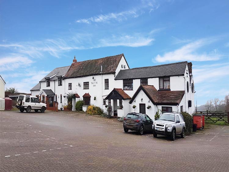 Worcestershire country inn sold