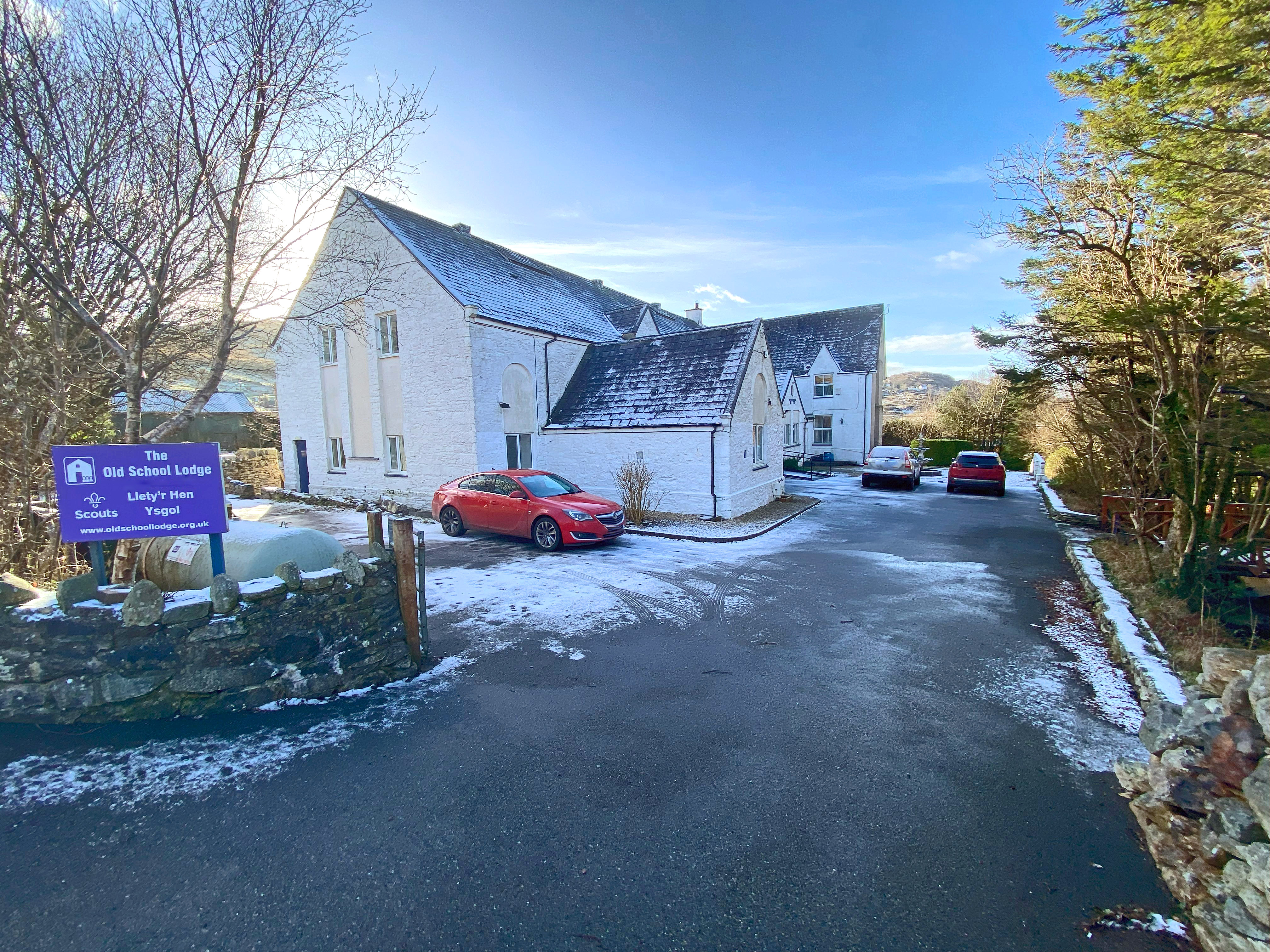 The Old School Lodge – 38 bed hostel on the edge of Snowdonia National Park for sale