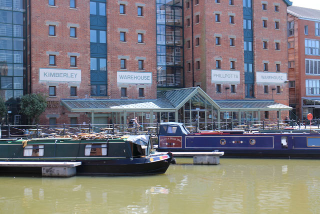 Doctor Fosters – Quayside bar & restaurant for let in Gloucester