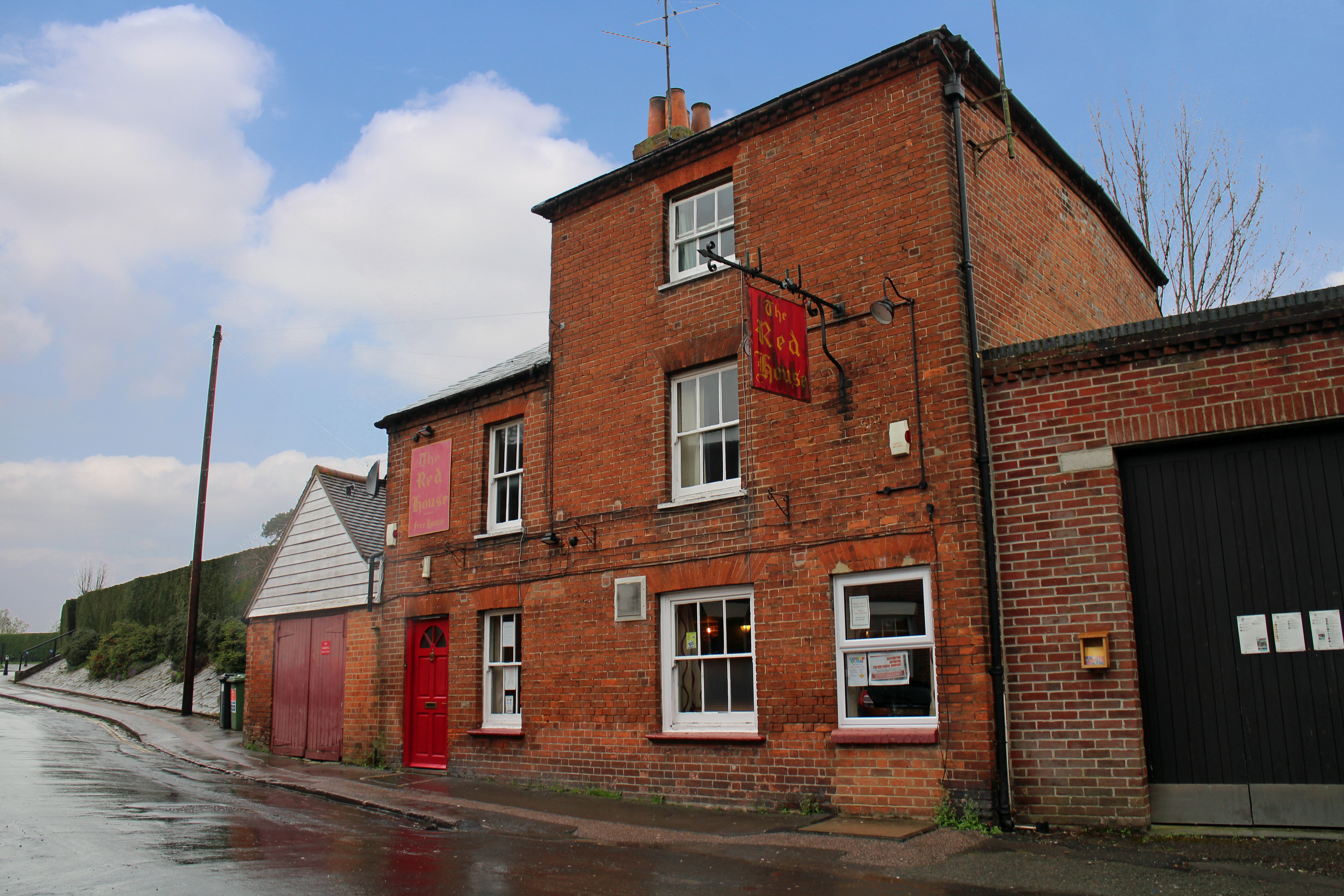 Pub in Newbury with planning permission sold