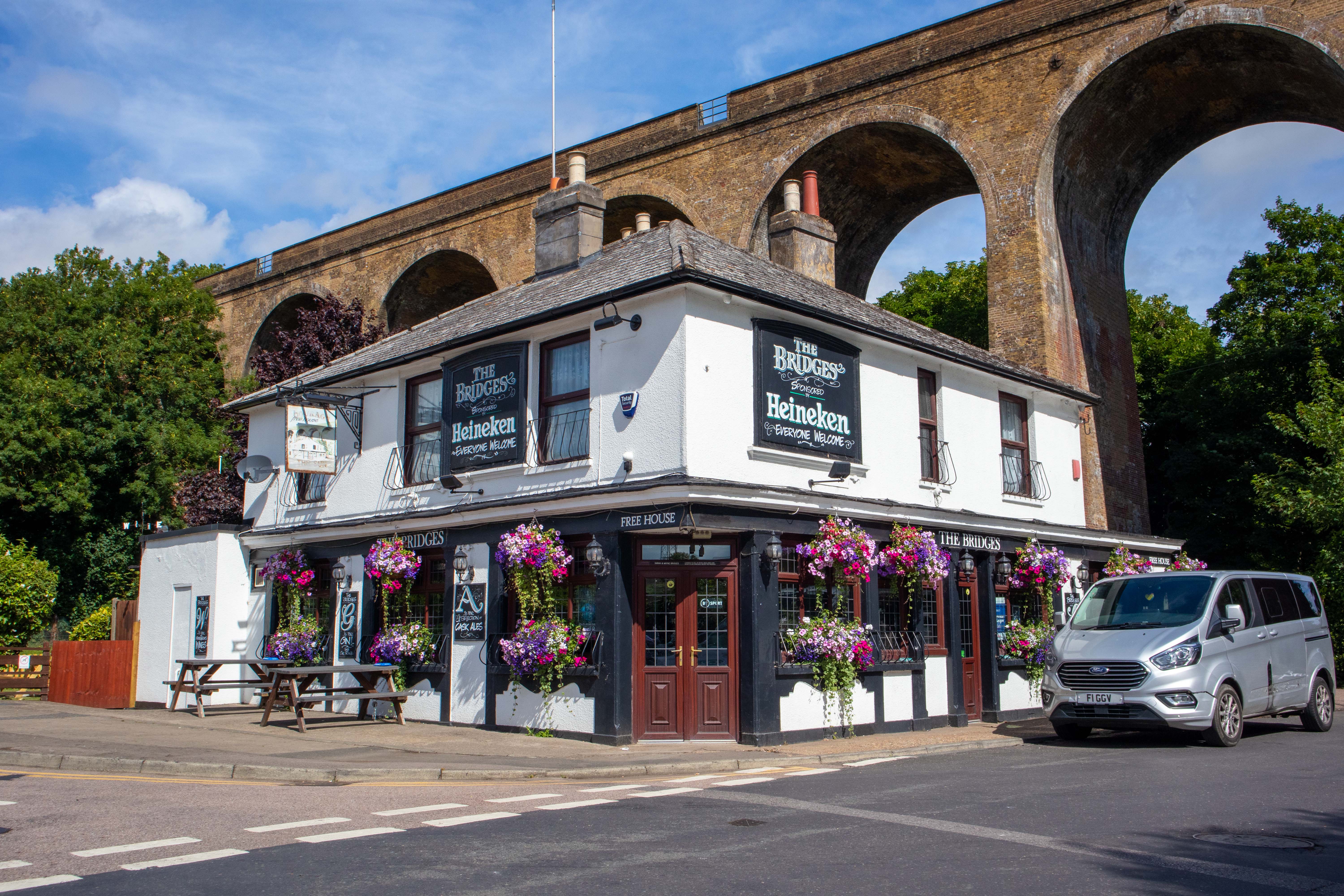 Kent’s most photographed pub available to buy