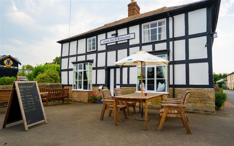 Historic pub in Herefordshire let by Sidney Phillips
