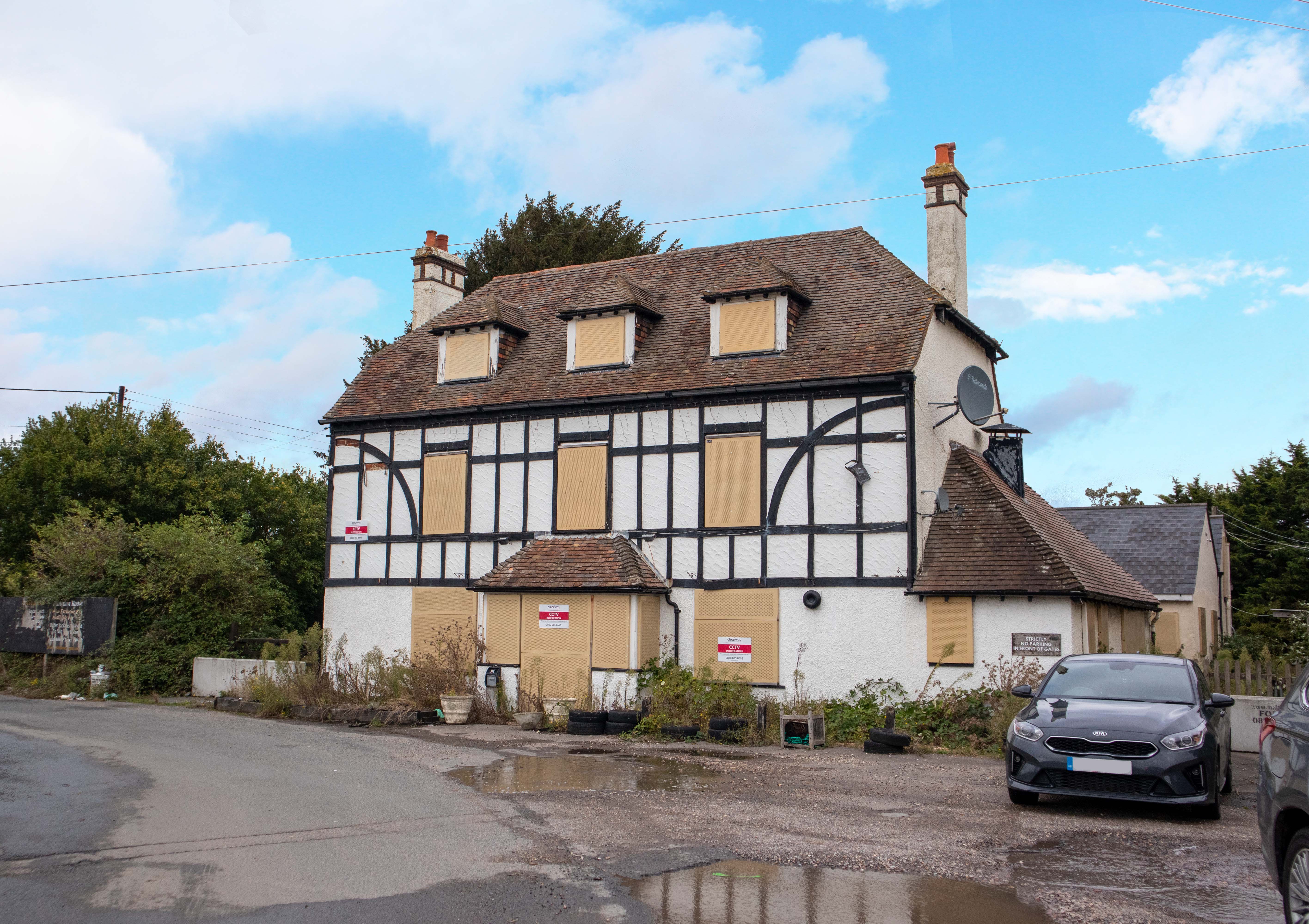 Closed Kent pub in 0.7 acres now for sale