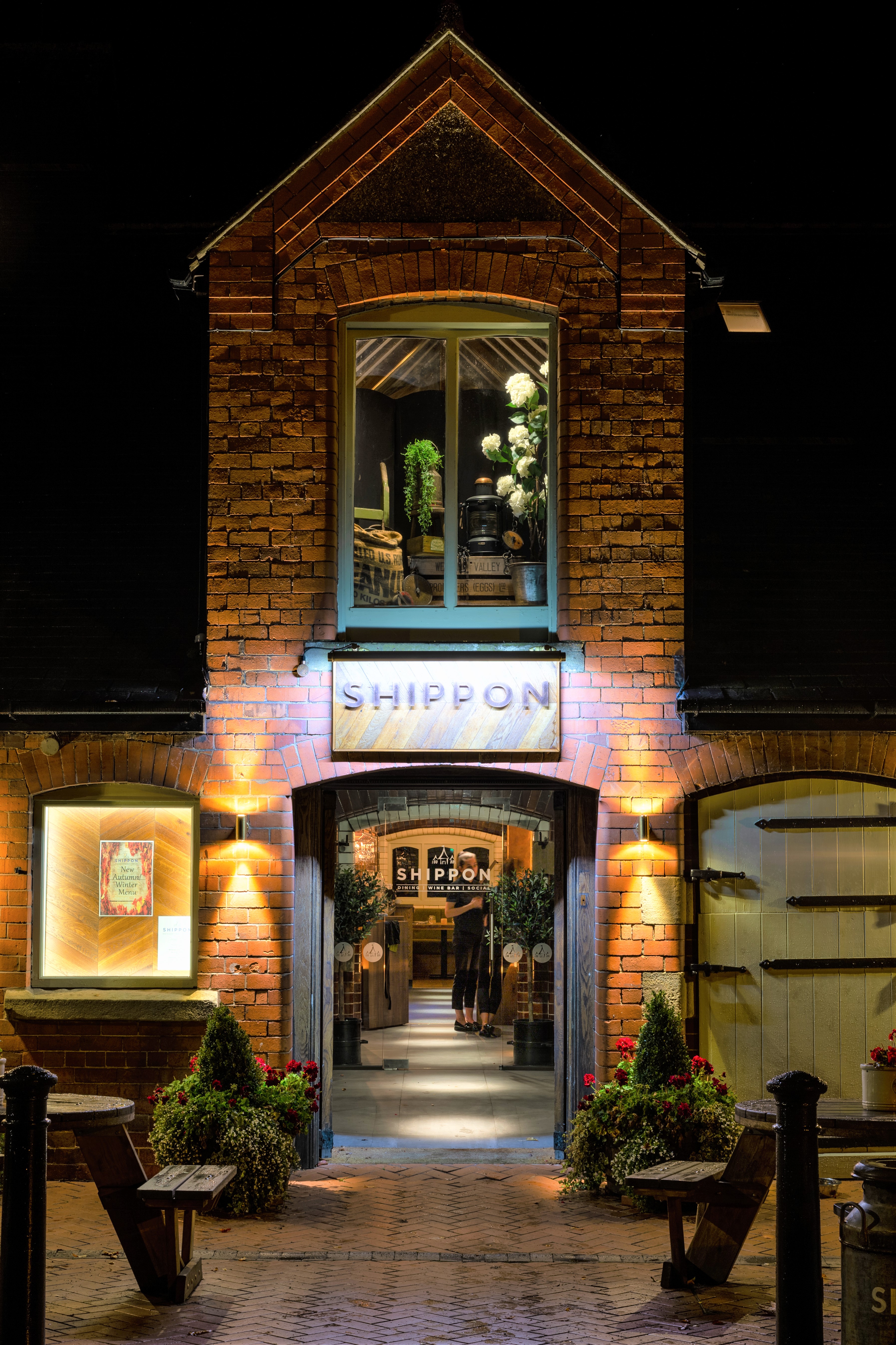 SOLD: Well-appointed restaurant and holiday complex