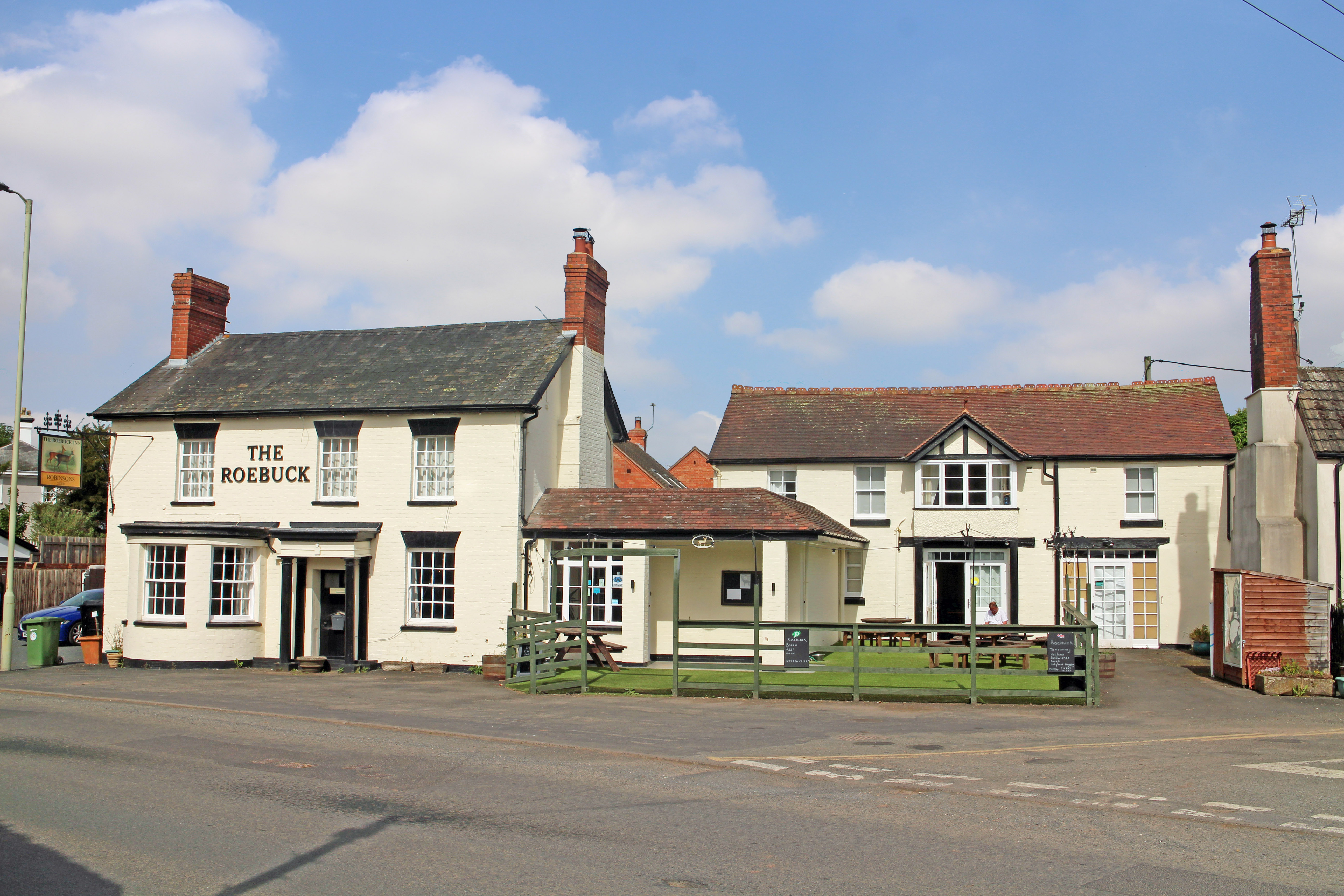 SOLD: Freehold village pub for sale in Herefordshire