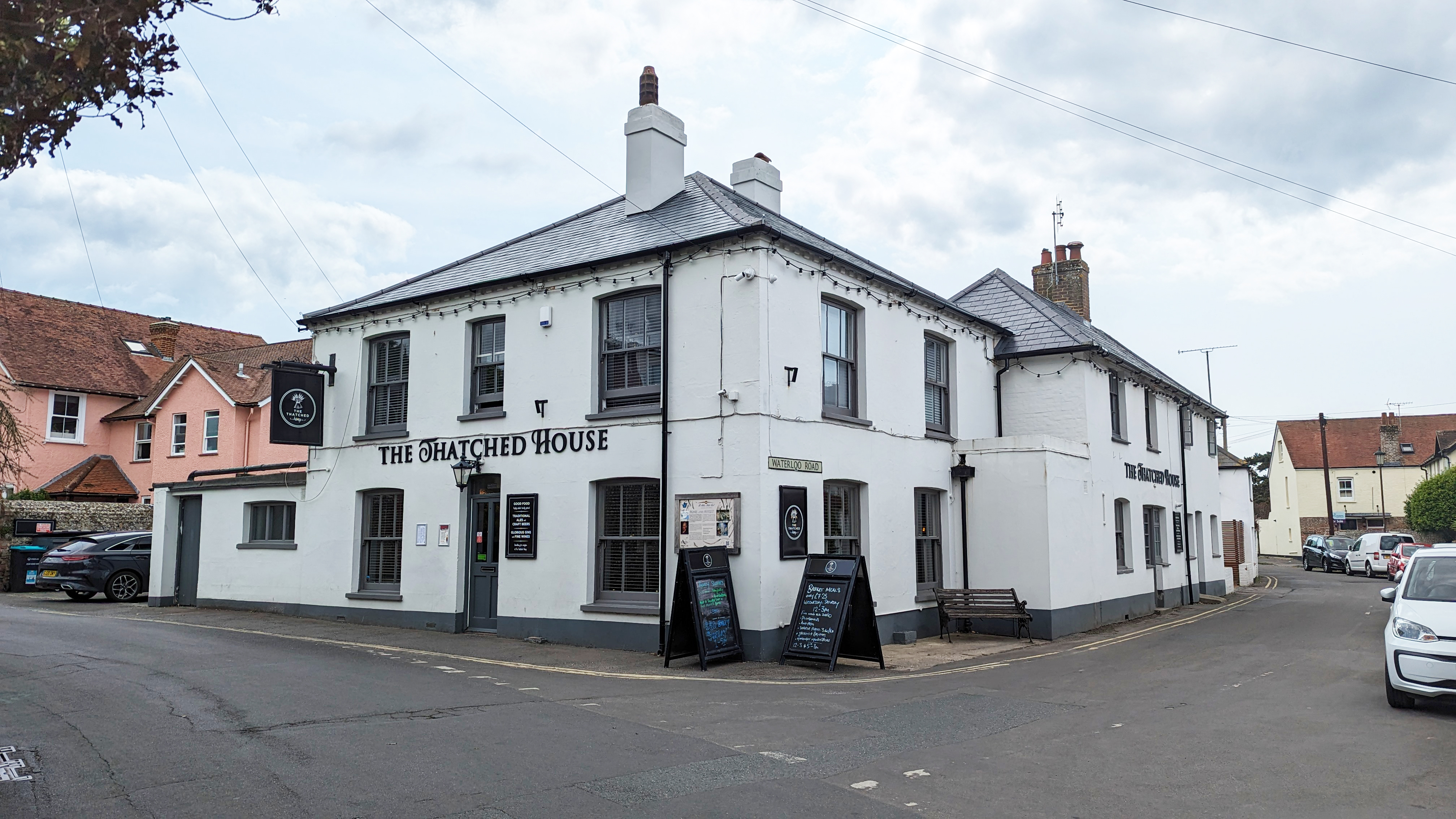New operators for West Sussex pub