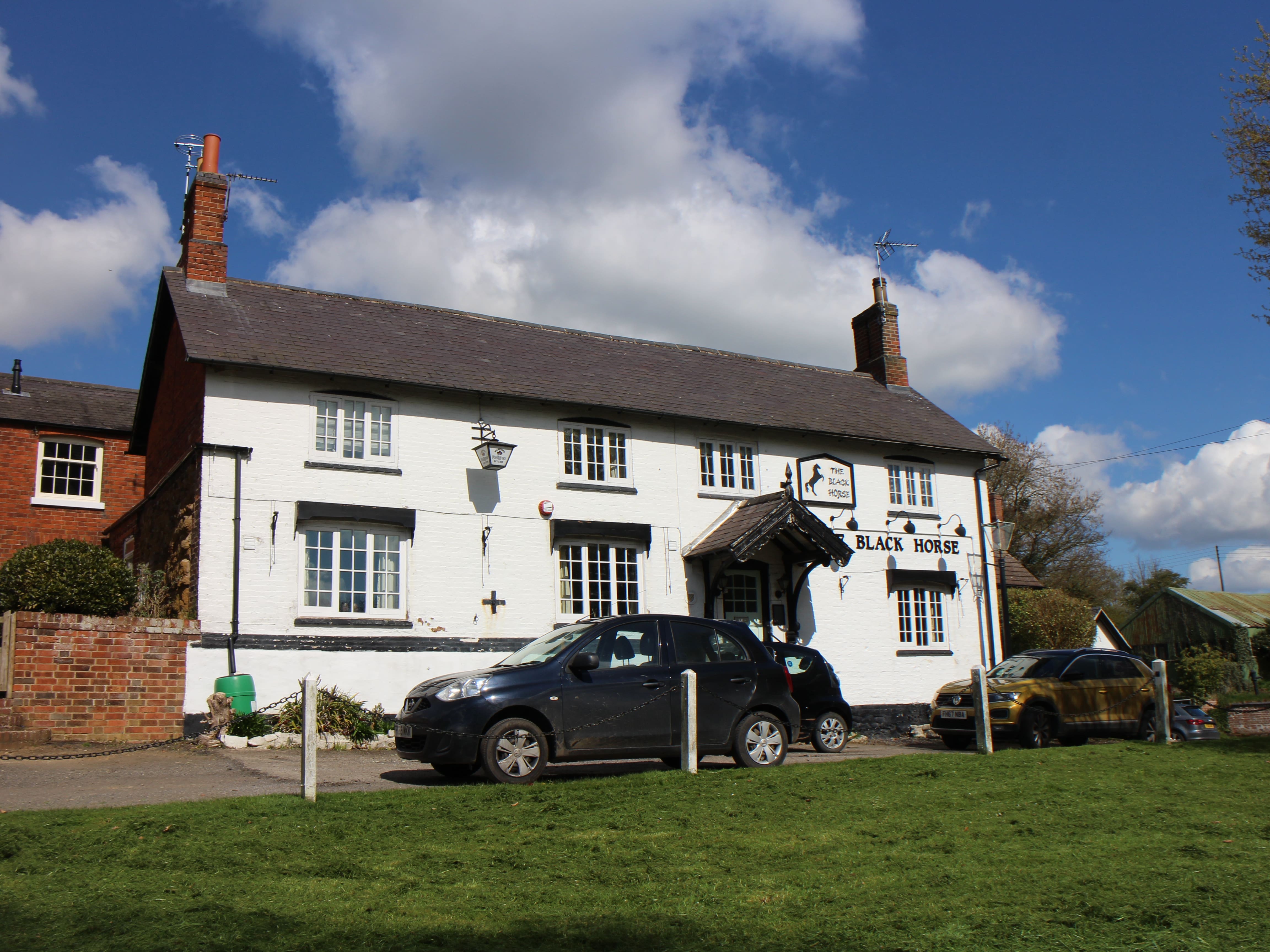 Spacious food led Public House for sale on the edge of the Vale of Belvoir