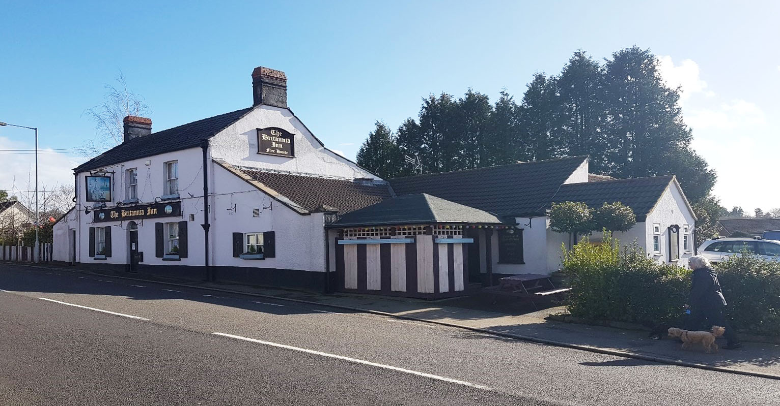 Public House in the Heart of Wells available for Lease