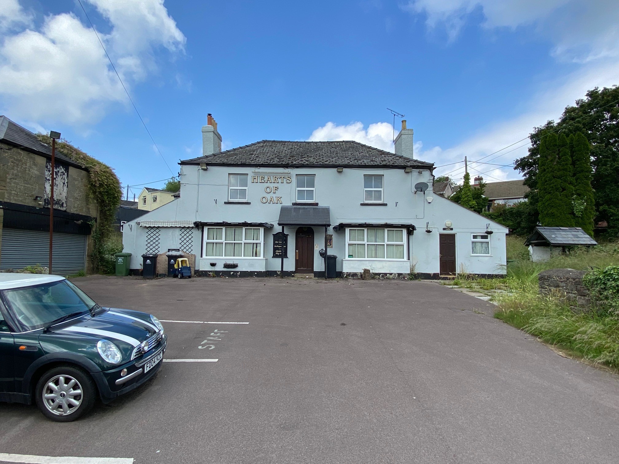Closed Gloucestershire pub let by Sidney Philips