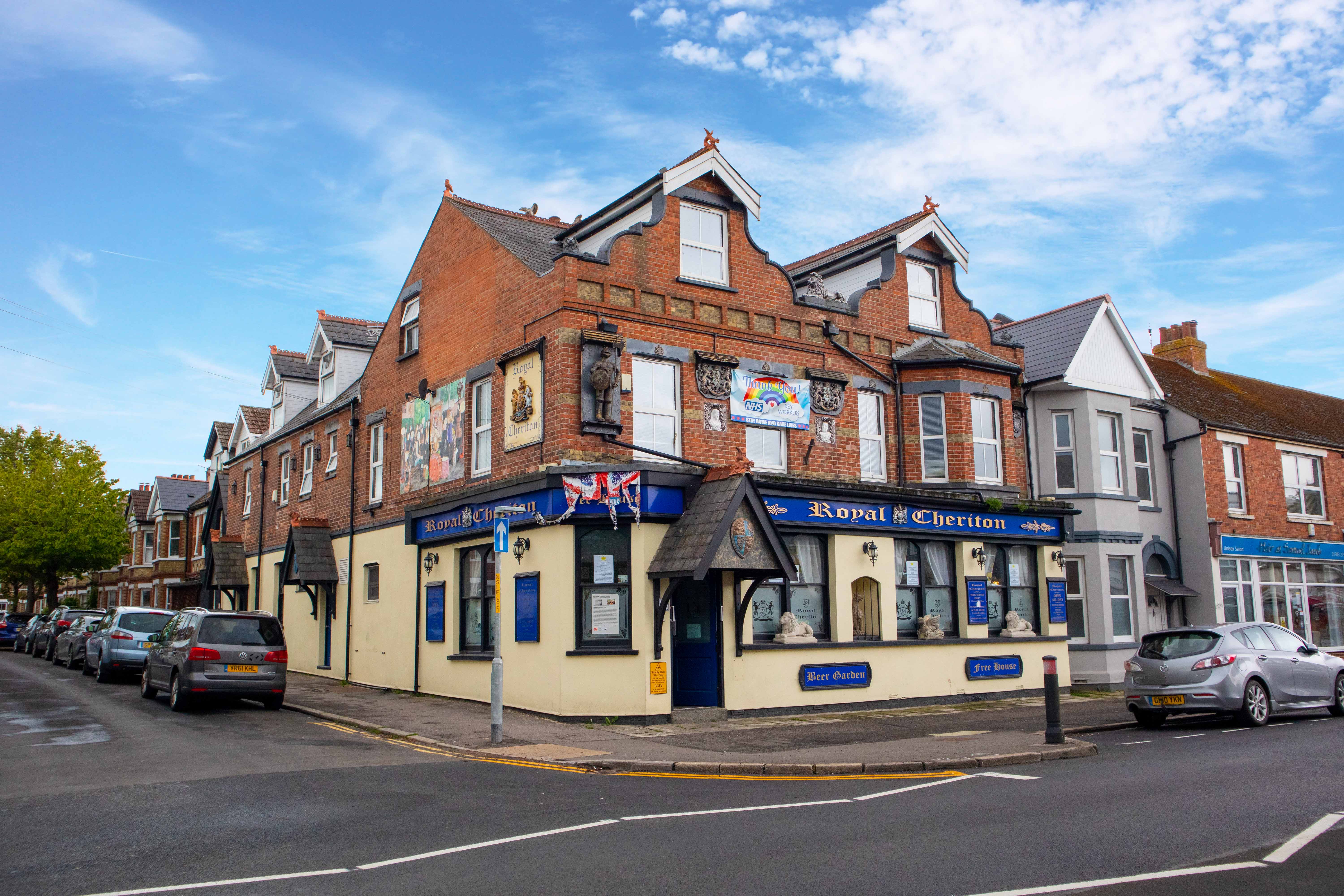 Popular Kent pub with three residential units for sale