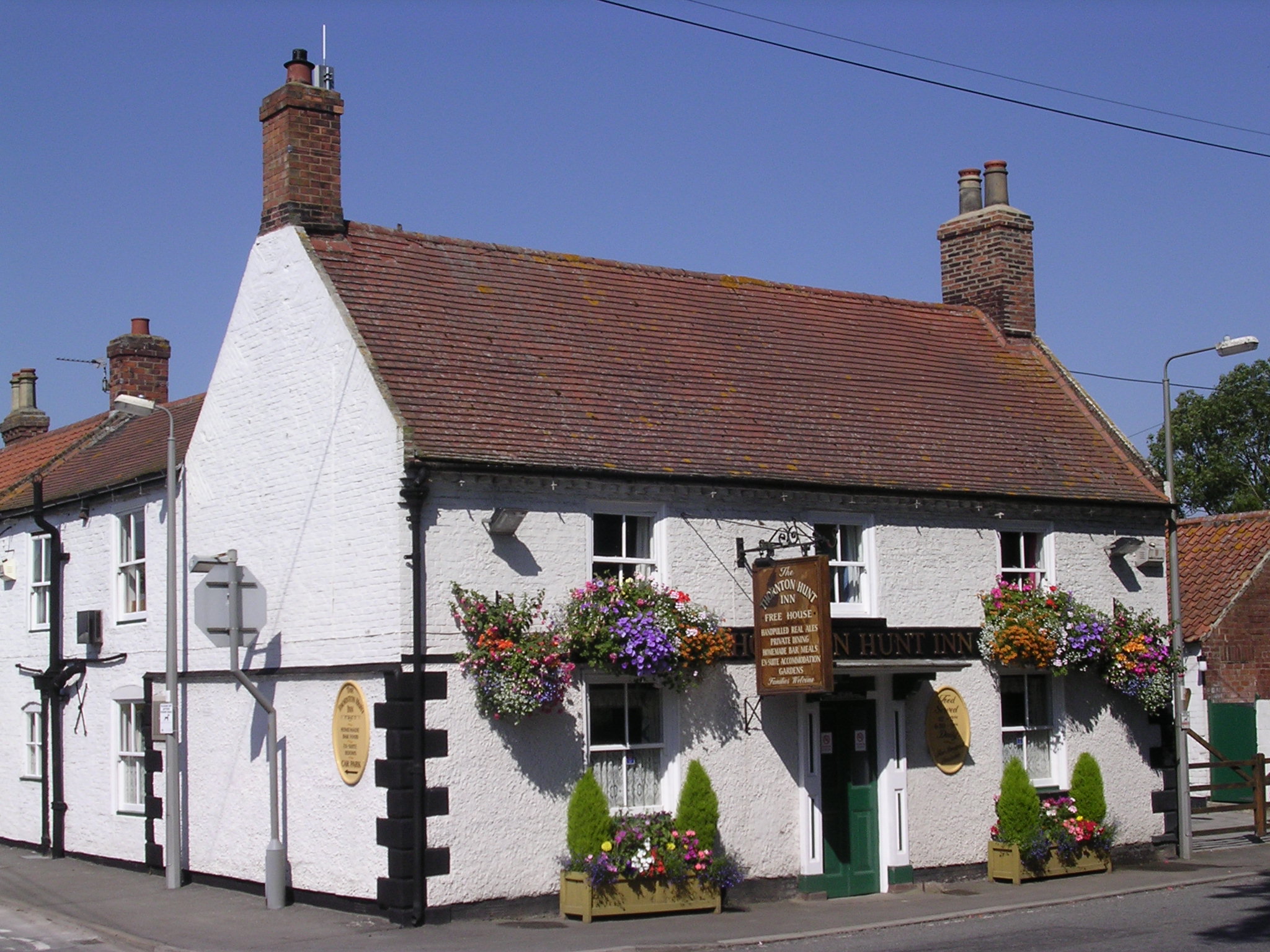 North Lincolnshire country pub sold by Sidney Phillips
