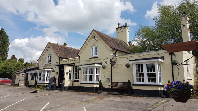 Renowned Riverside Pub in Worcestershire sells with Sidney Phillips