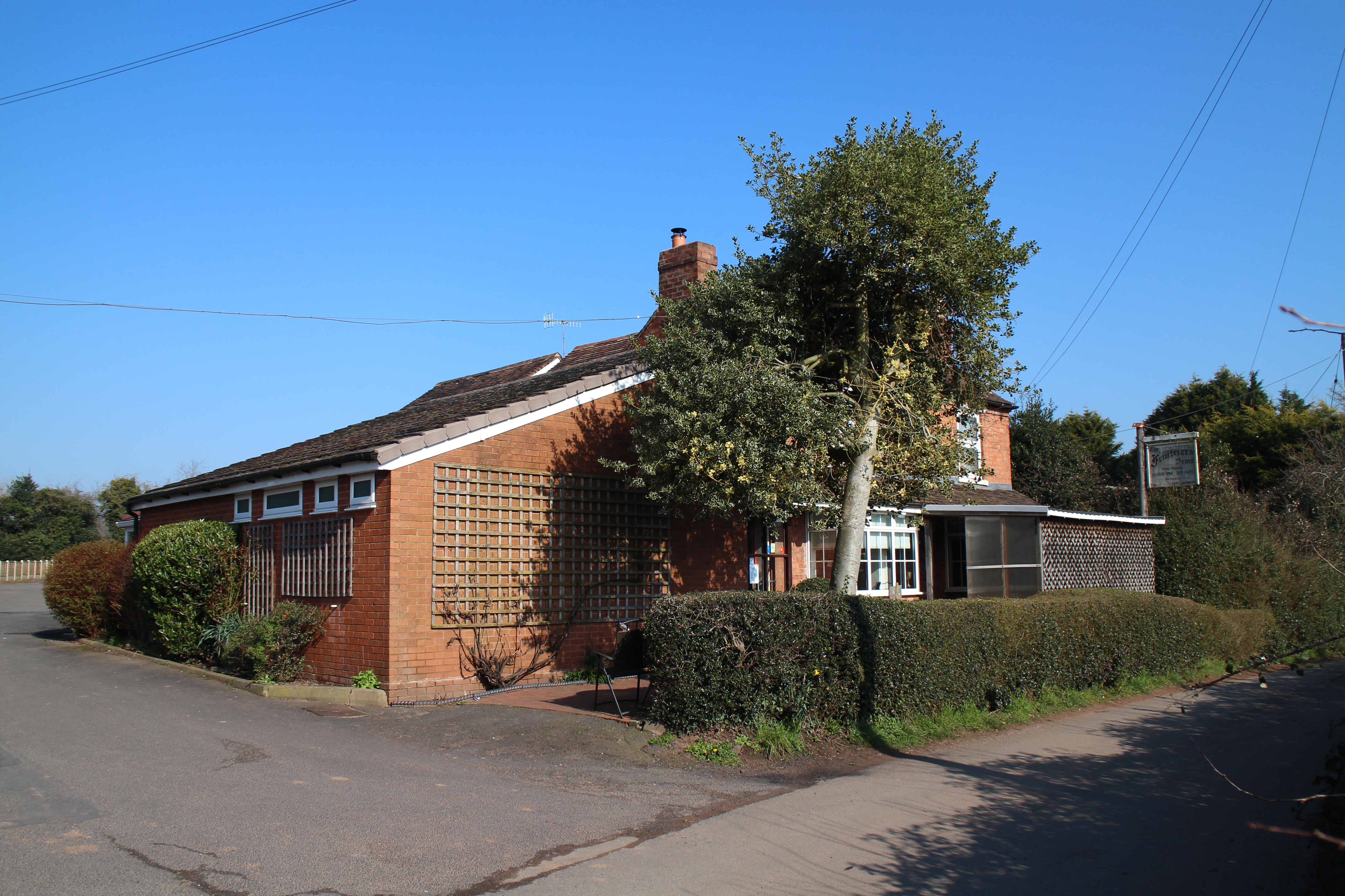 Worcestershire pub and land comes to market with for the first time since 1848