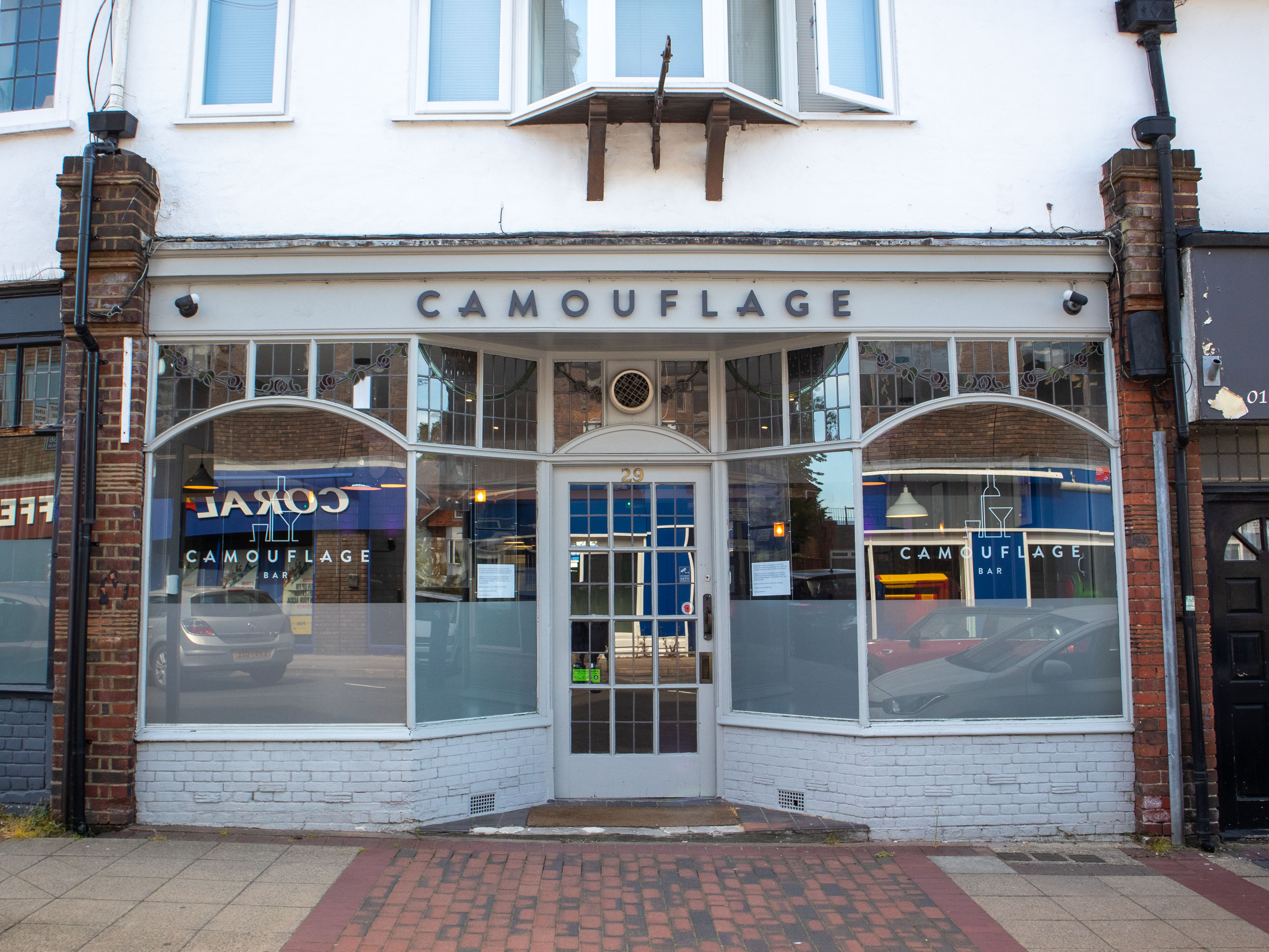 Bar and lounge opposite Surrey commuter station for sale