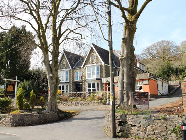 Pub in the Brecon Beacons now let