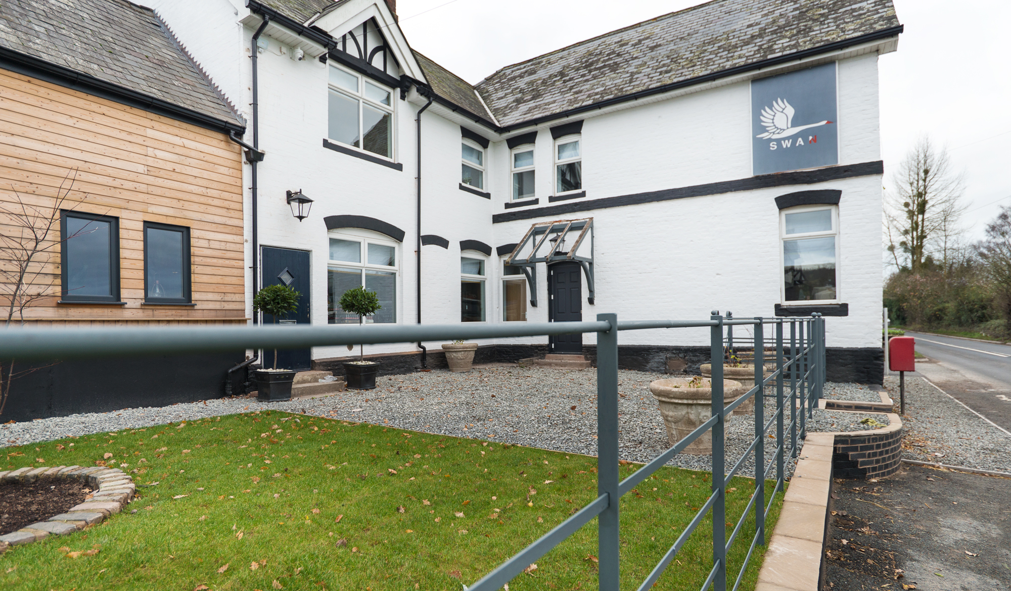 Outstanding country inn in Wye Valley for sale