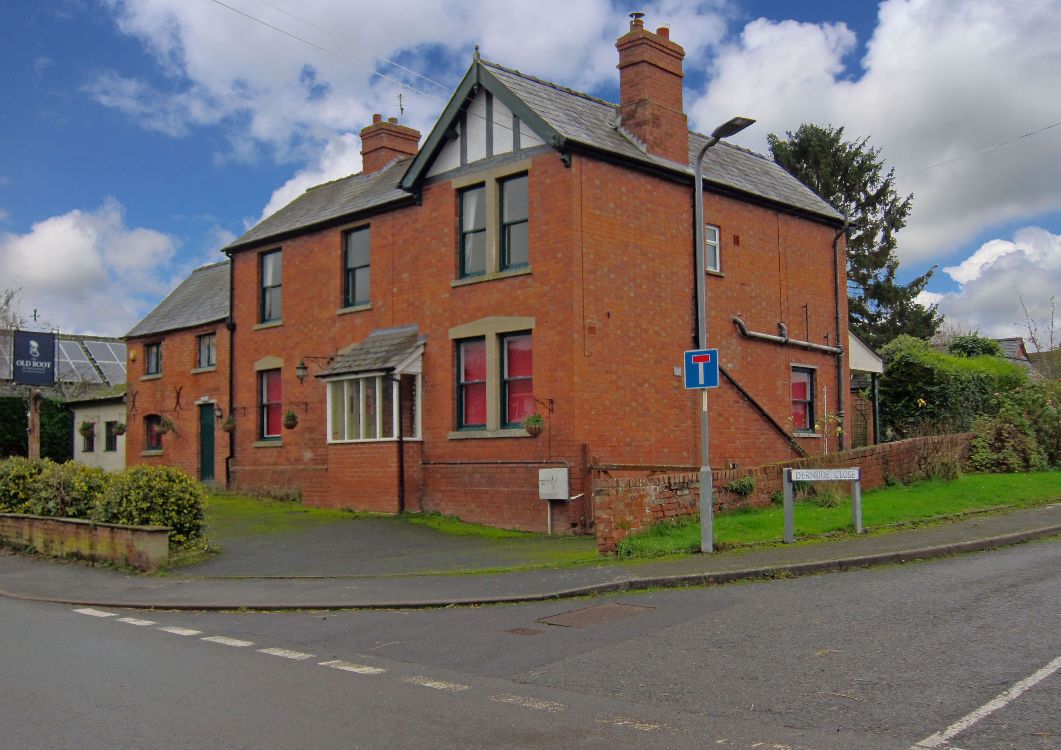 Herefordshire village inn sold