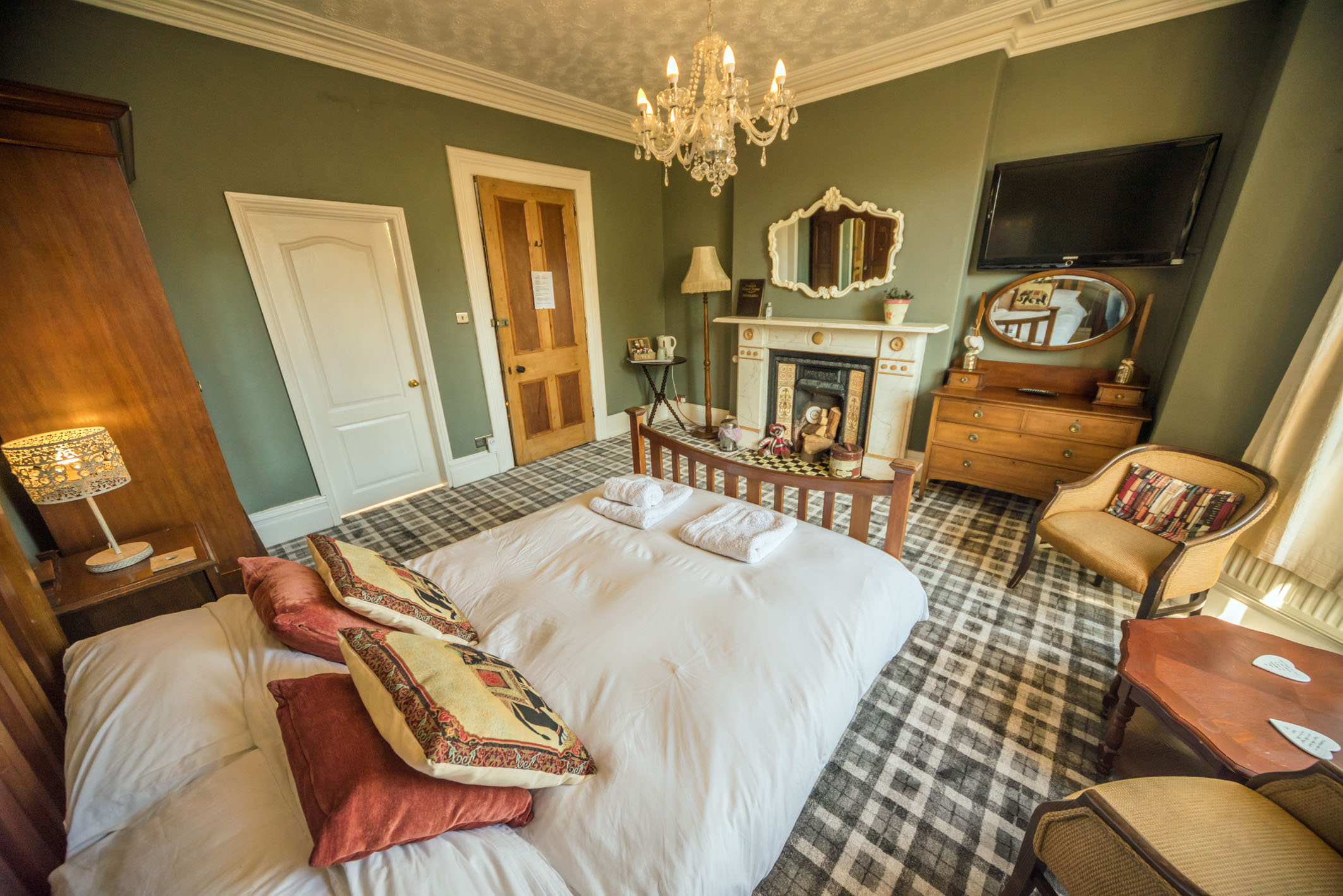 Guest House in Peak District for sale