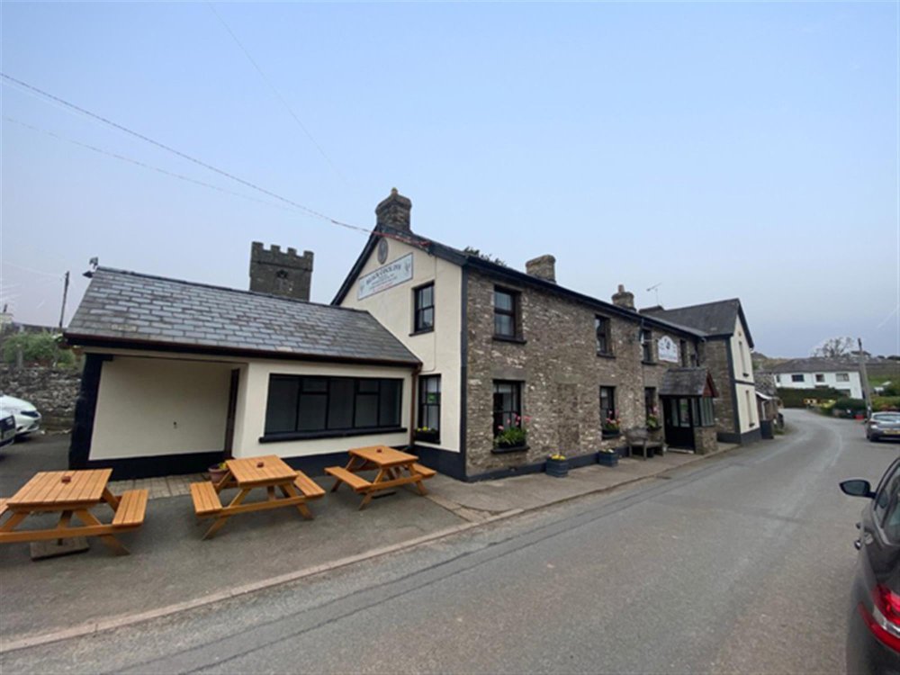 BLACK COCK INN, LLANFIHANGEL TALYLLYN, BRECON POWYS - FOR SALE BY PUBLIC AUCTION